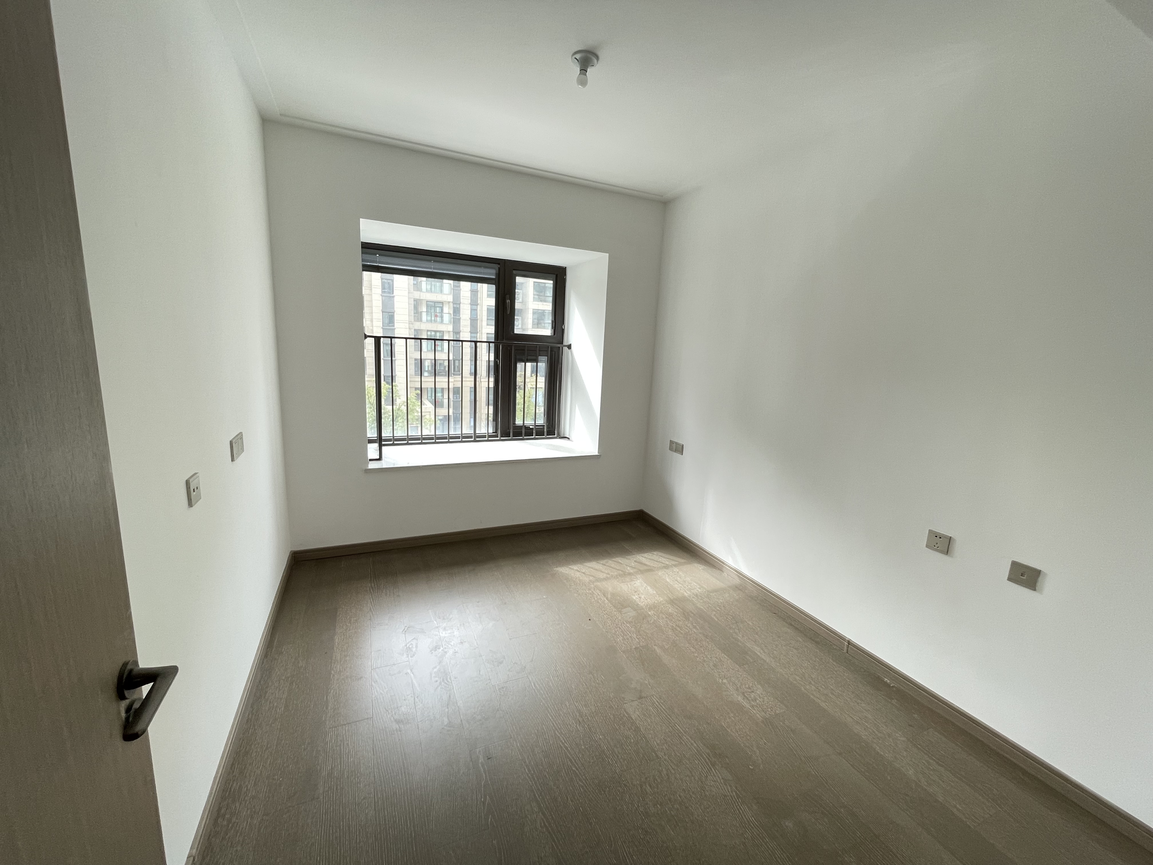 时光漫城 3室2厅2卫 125m&sup2;