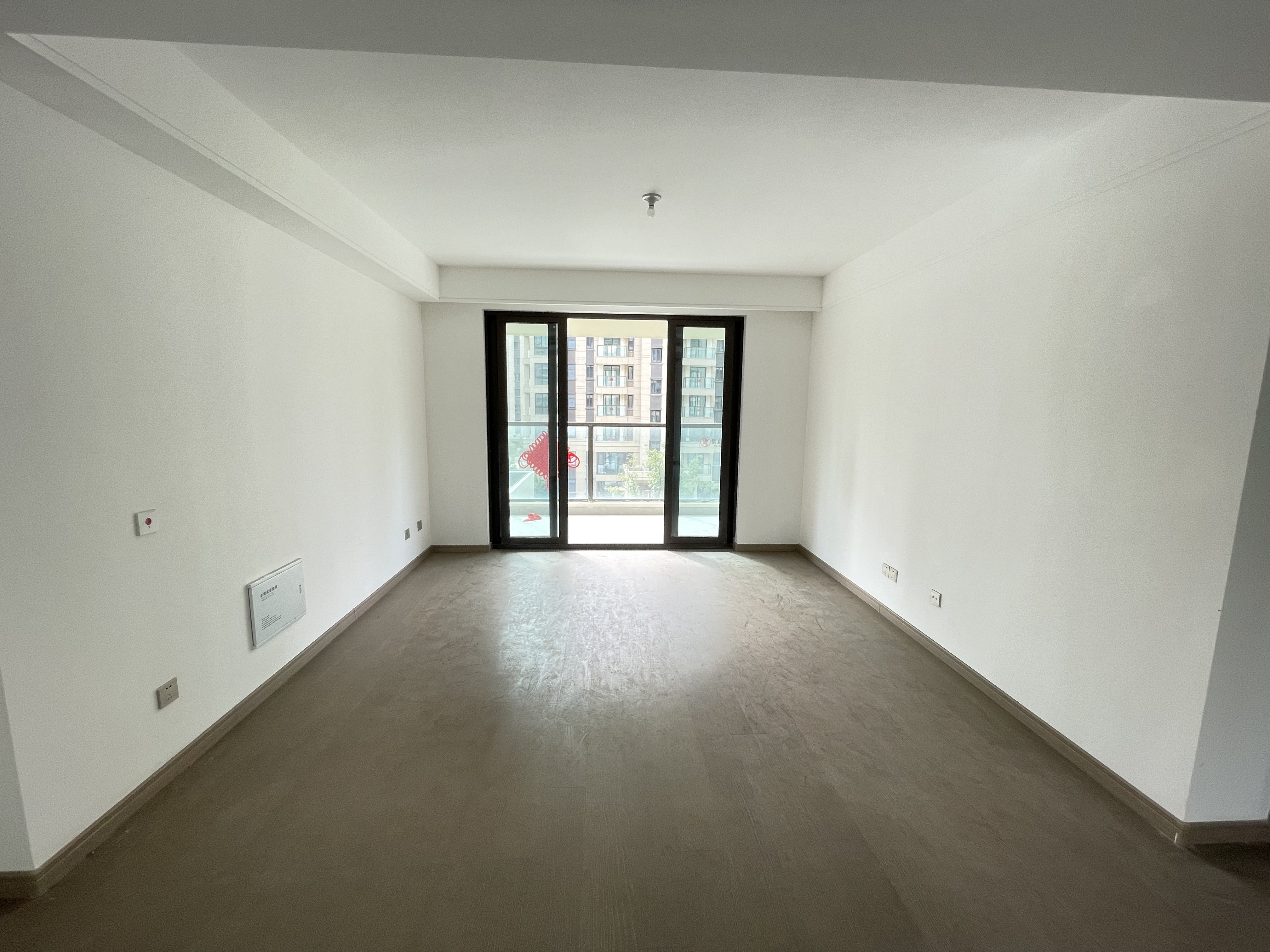 时光漫城 3室2厅2卫 125m&sup2;