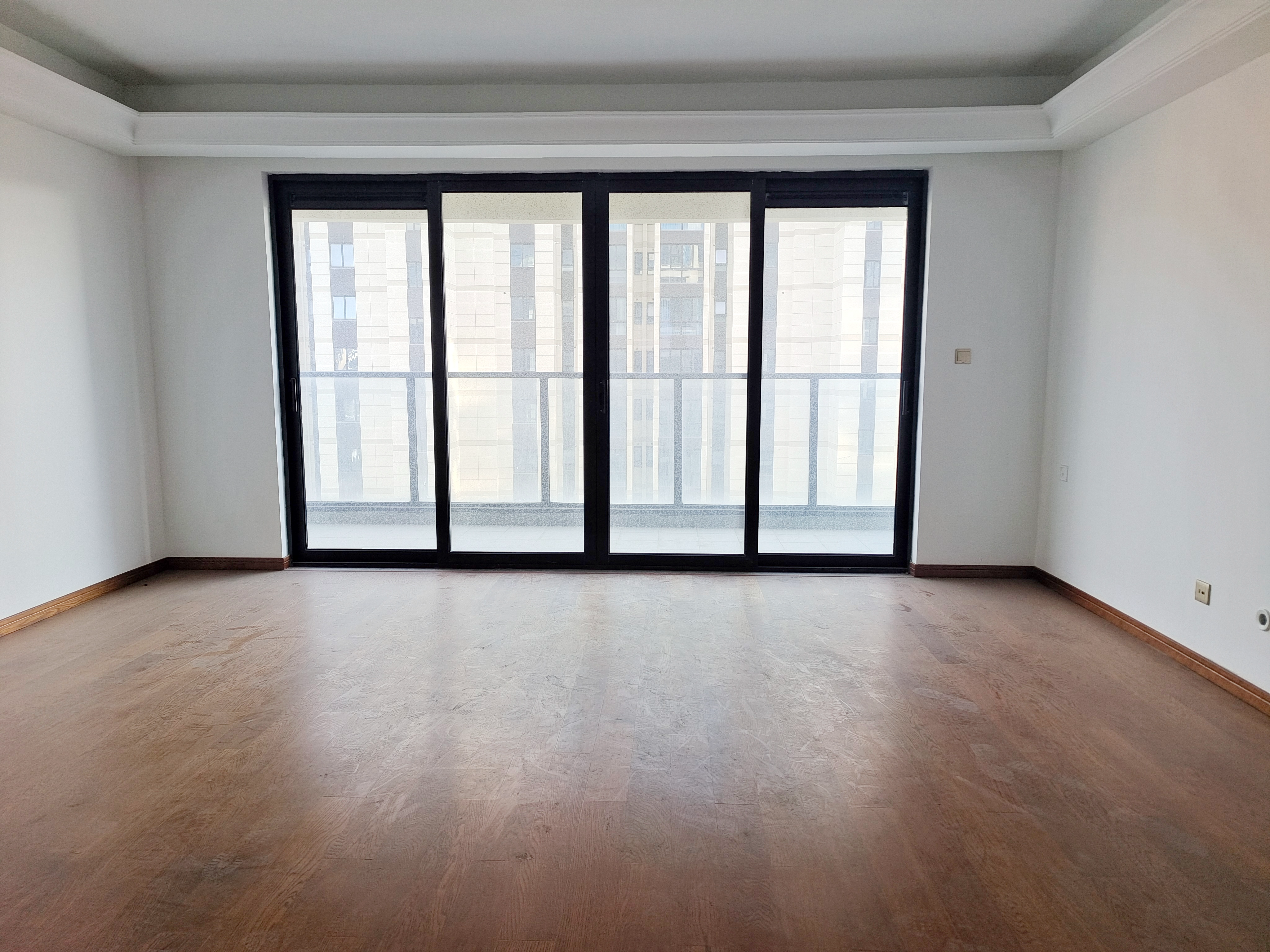 雍华府 3室2厅2卫 117.41m&sup2;
