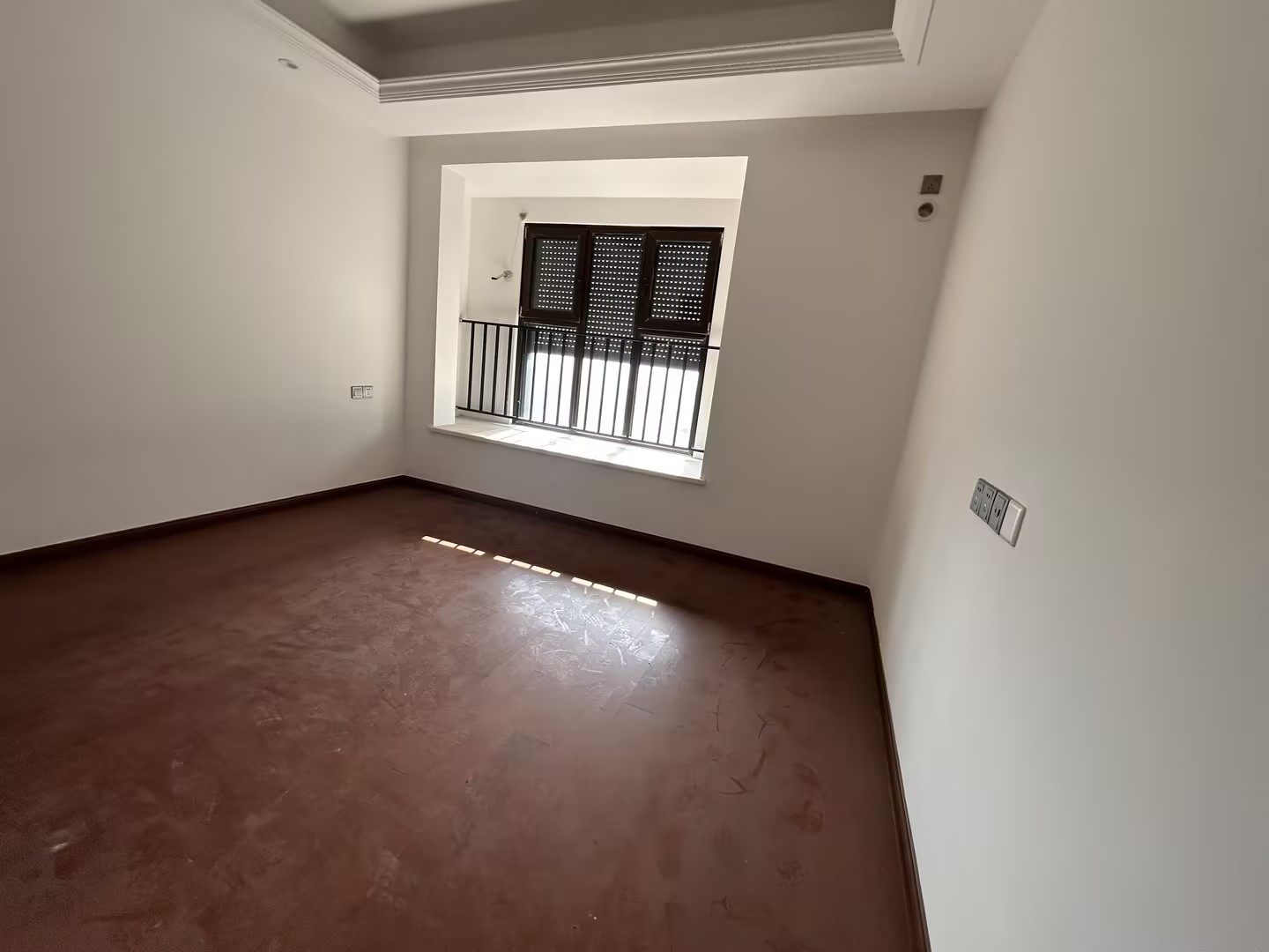 富力院士廷 4室2厅2卫 144m&sup2;