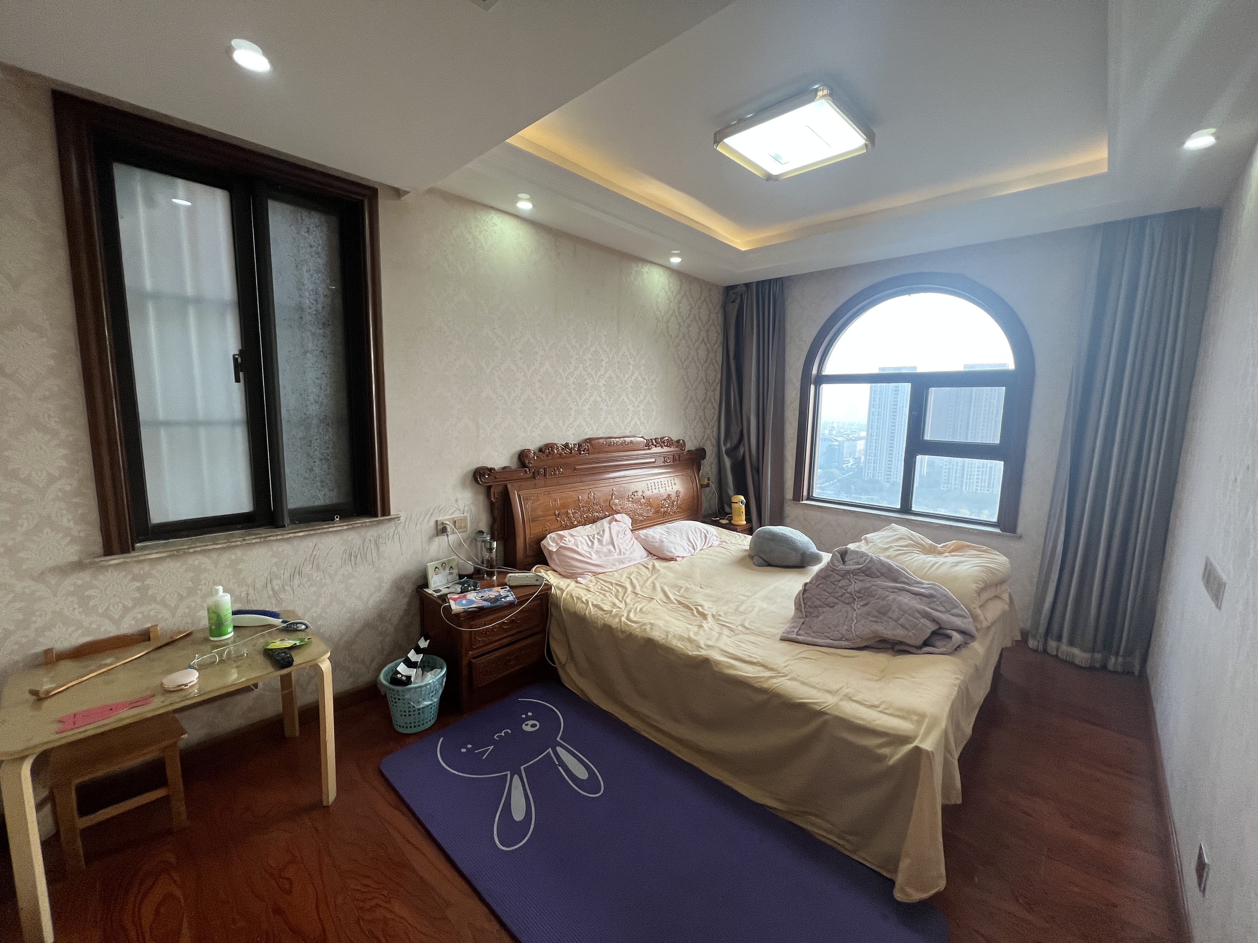 华强城 5室3厅2卫 176.9m&sup2;