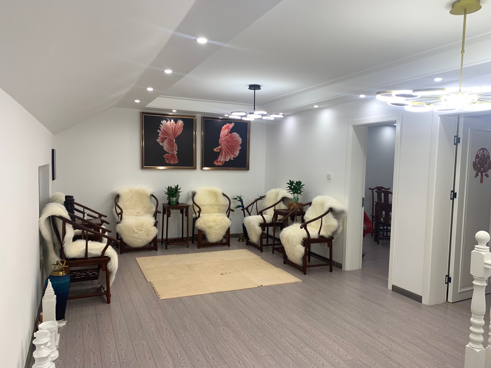 虹桥新苑 4室2厅1卫 160m&sup2;