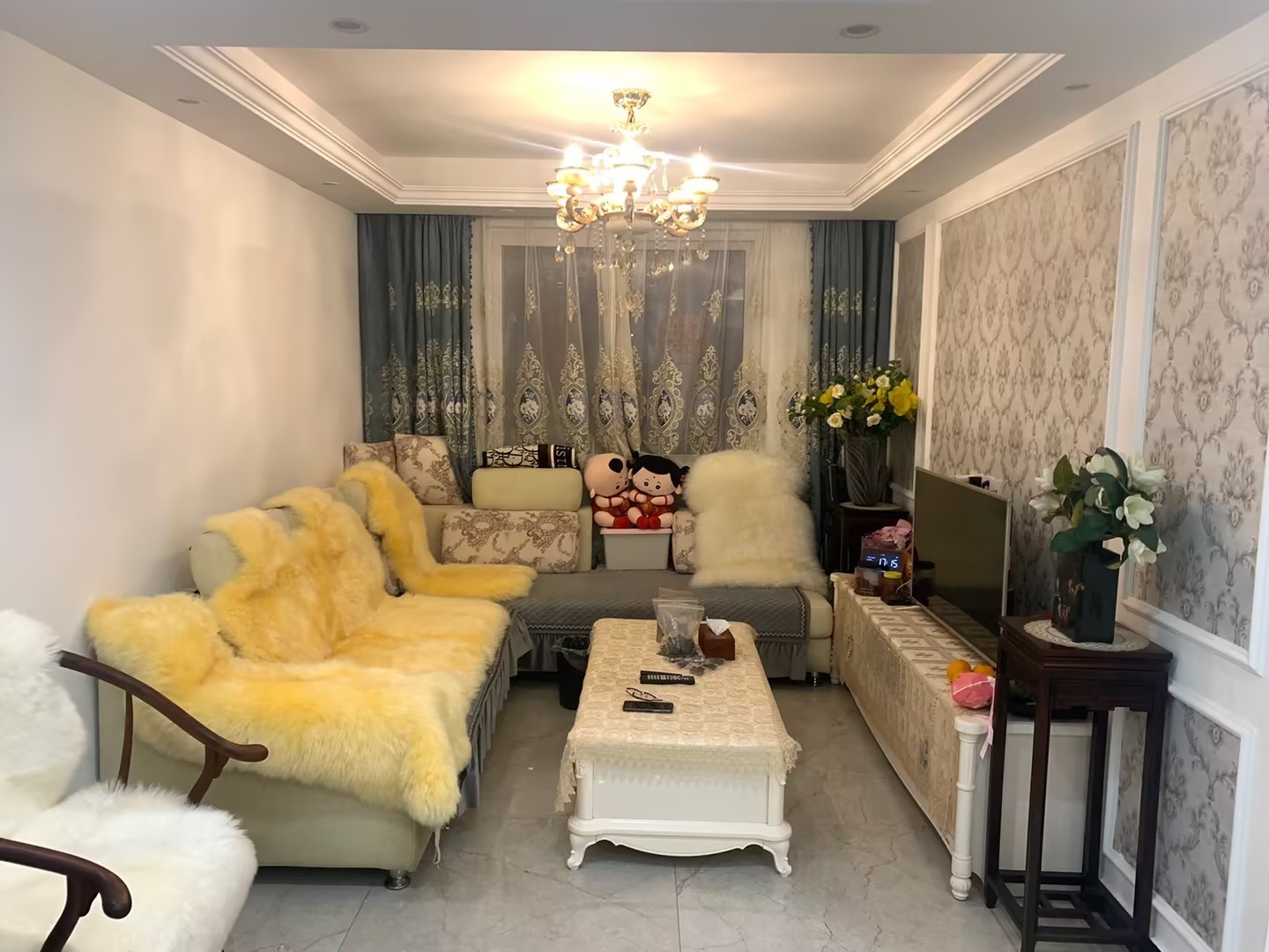 虹桥新苑 4室2厅1卫 160m&sup2;
