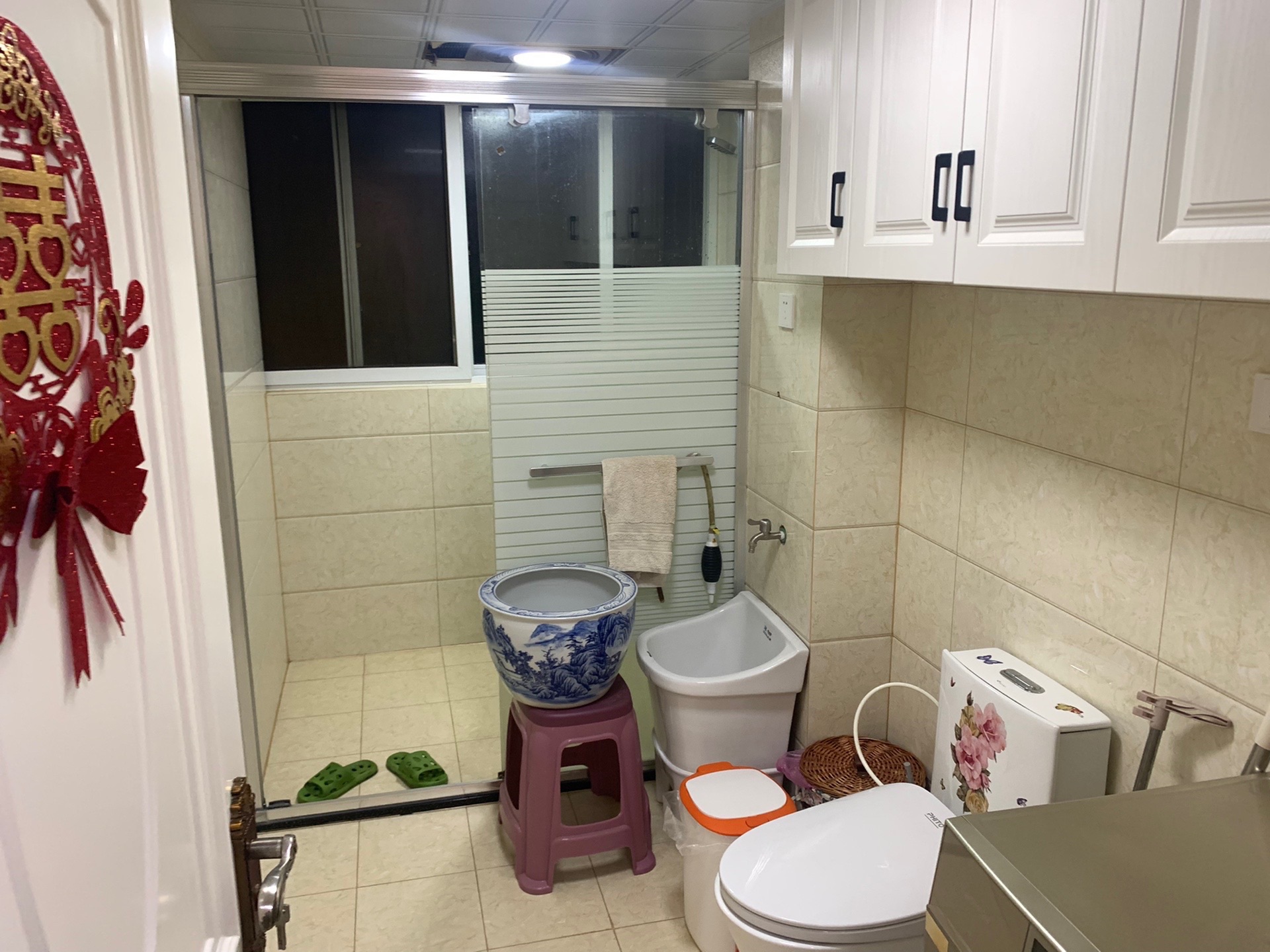 虹桥新苑 4室2厅1卫 160m&sup2;