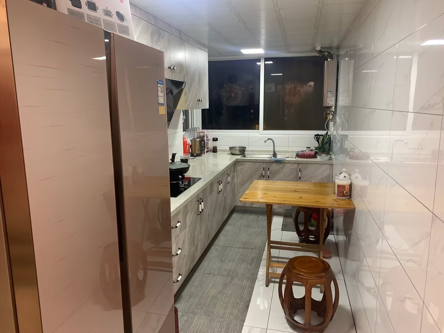 虹桥新苑 4室2厅1卫 160m&sup2;