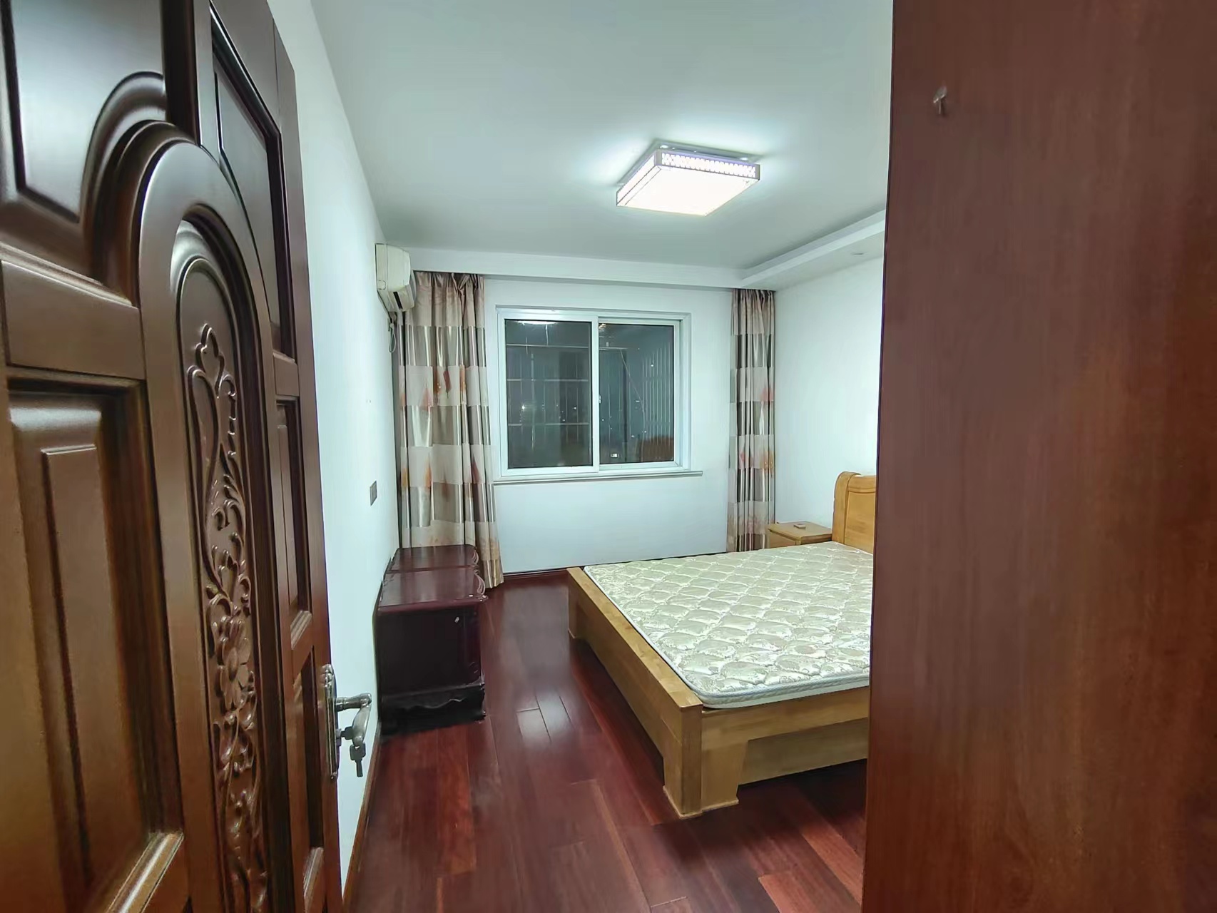 盛唐公寓 2室2厅1卫 92m&sup2;
