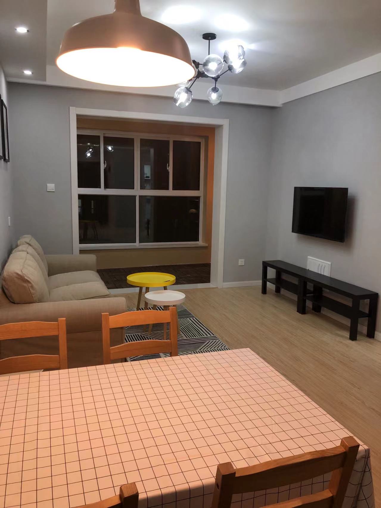 世茂新界 3室2厅1卫 90m&sup2;