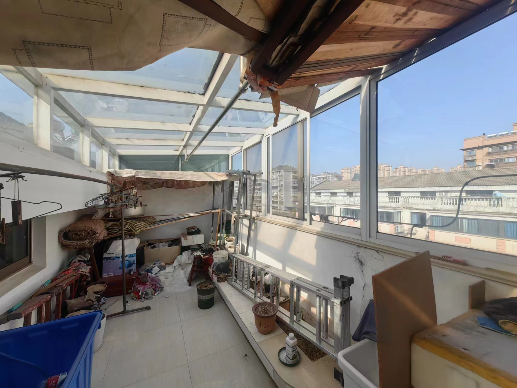 新胜花苑西区 4室2厅2卫 108.00m&sup2;