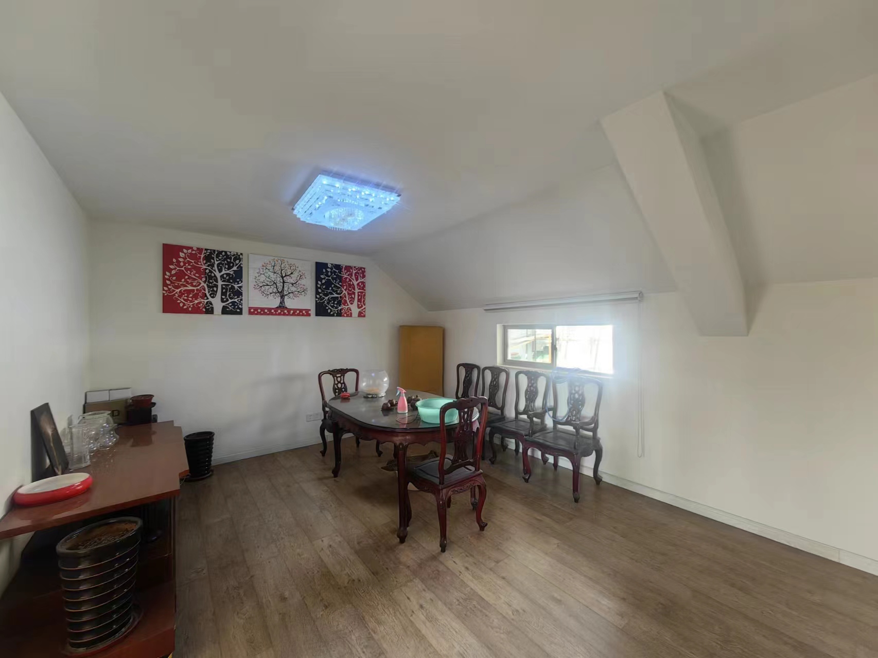 新胜花苑西区 4室2厅2卫 108.00m&sup2;