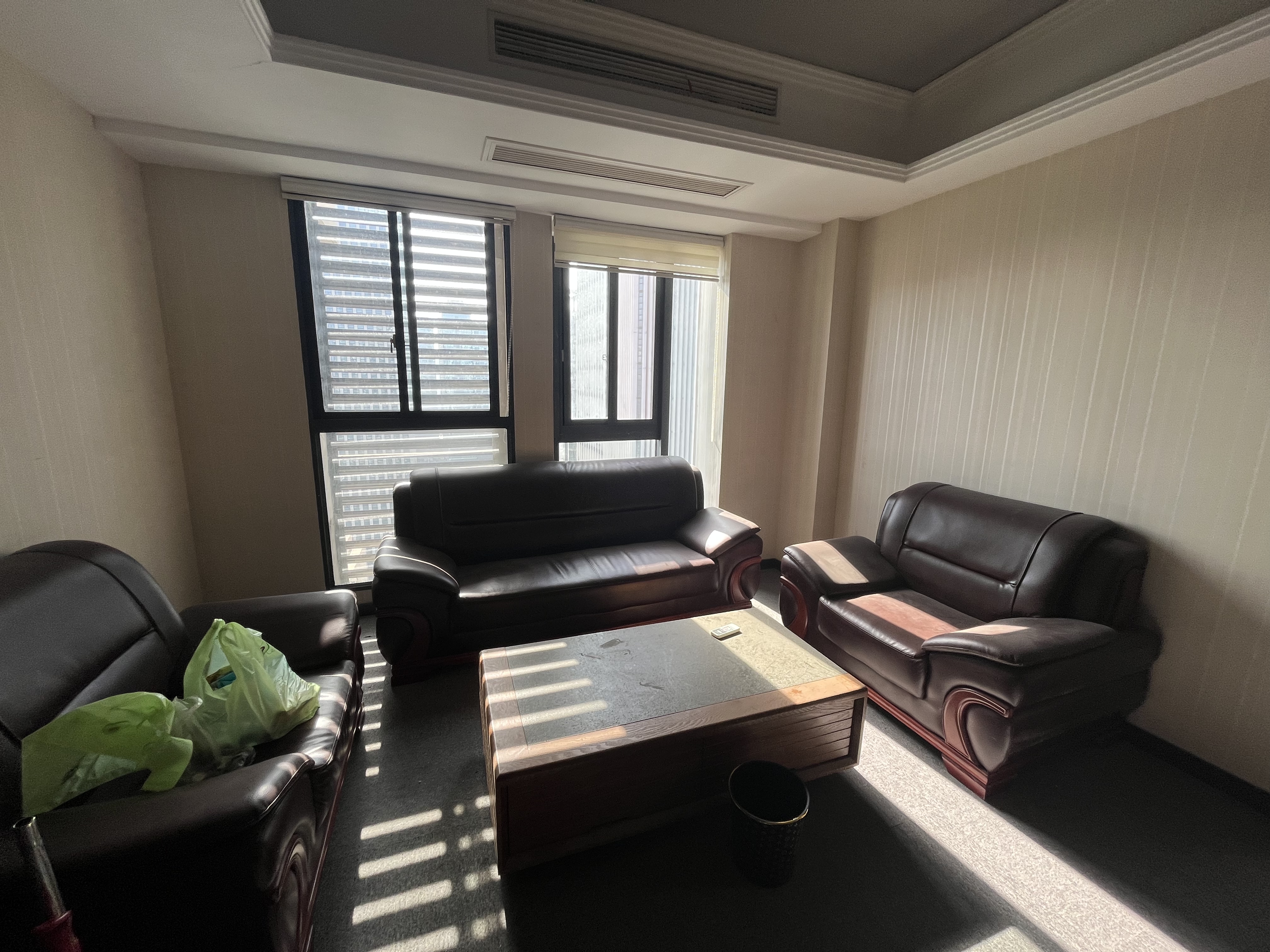 碧桂园云峯中心 2室2厅1卫 98m&sup2;