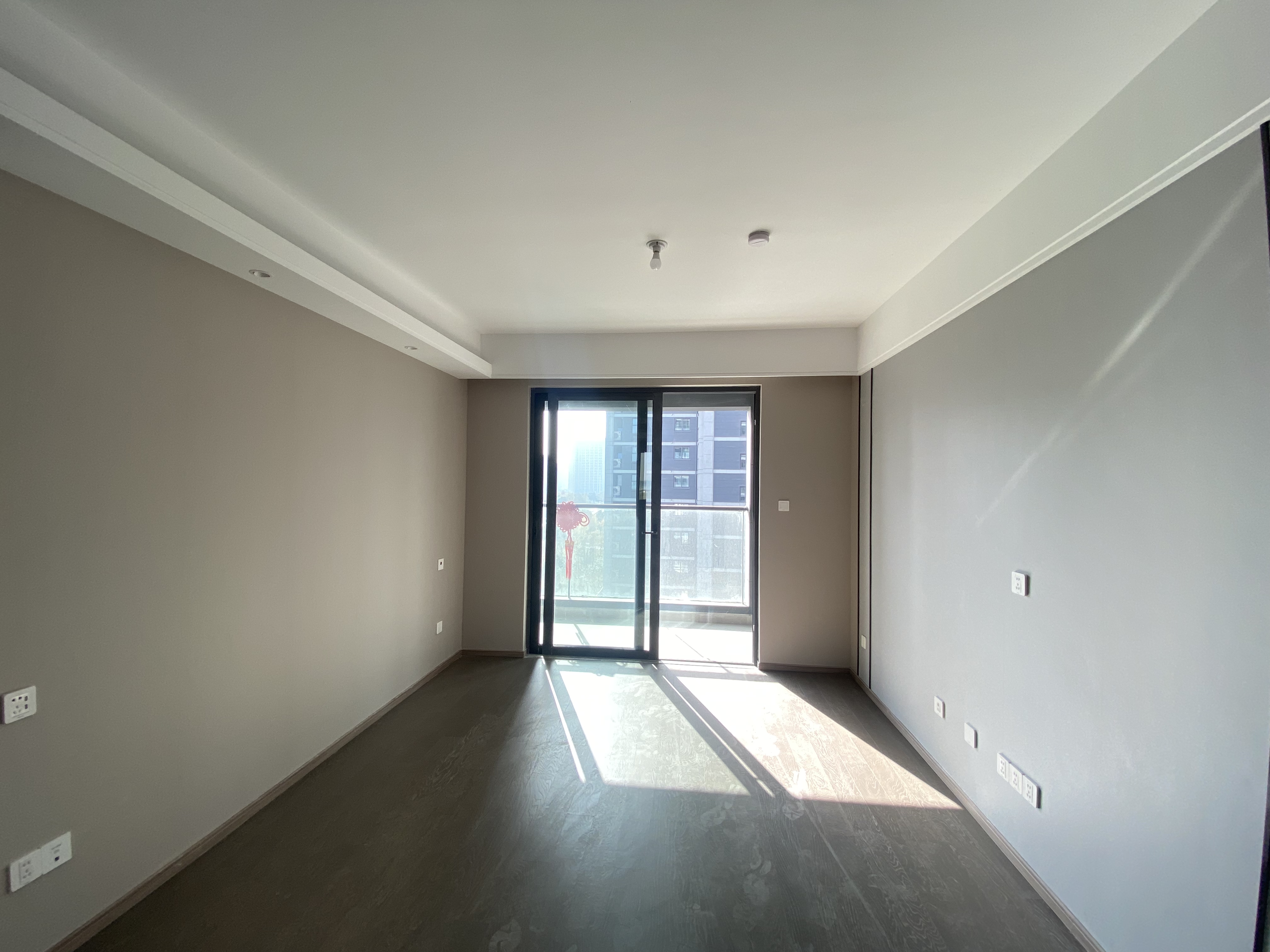 融创时代中心 3室2厅2卫 109m²
