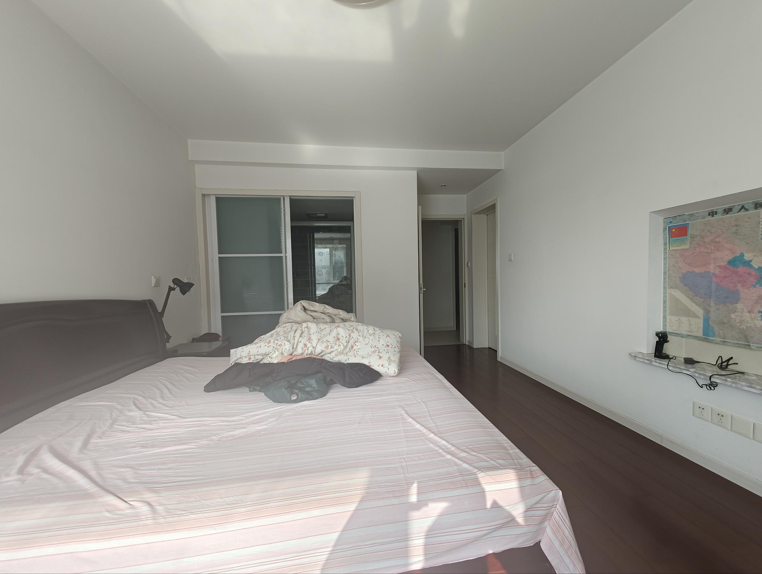 江海名苑南区 3室2厅2卫 144m&sup2;