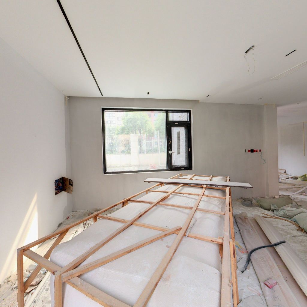 盛和九里香堤一期 4室3厅4卫 211m&sup2;