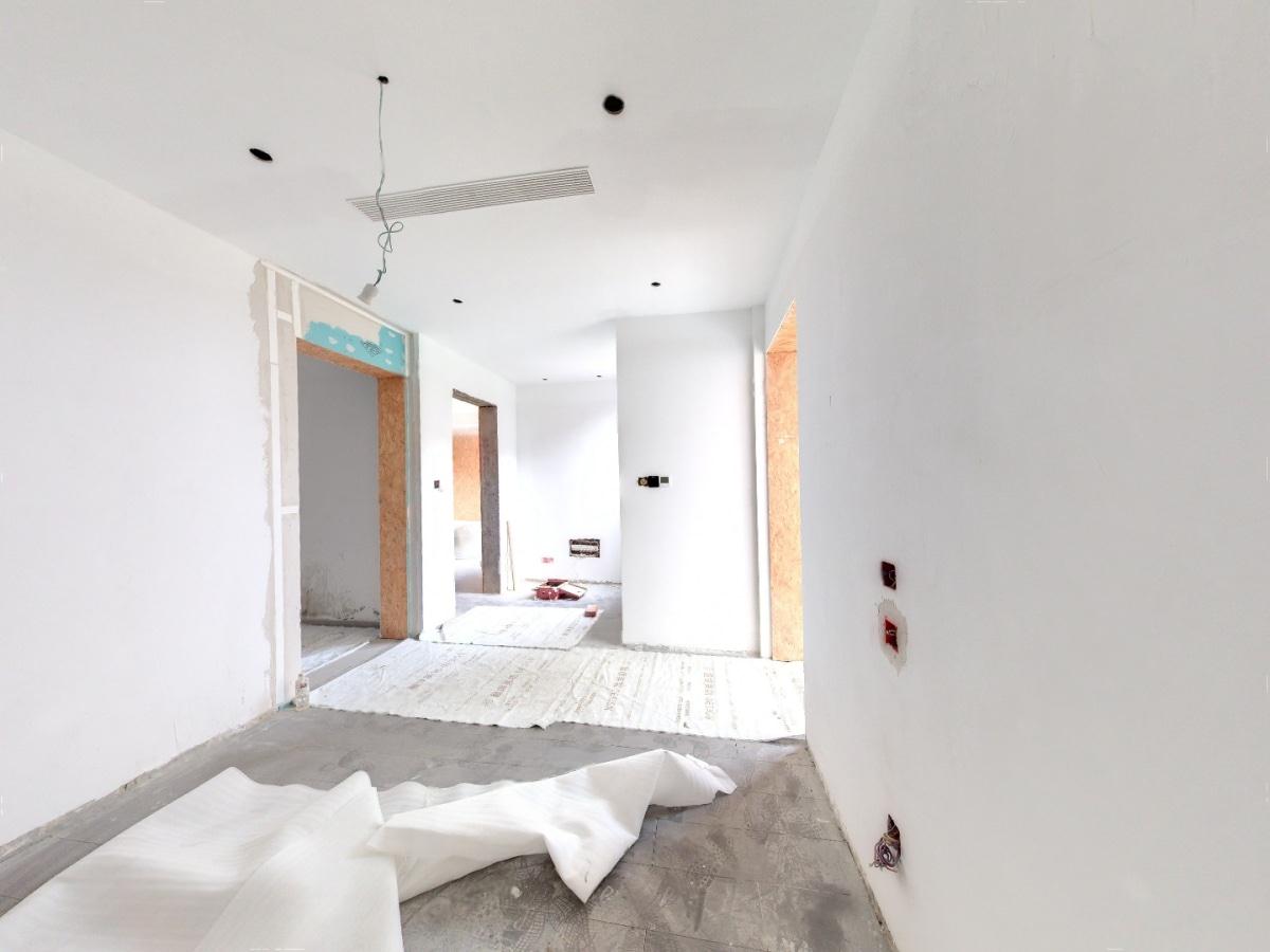 盛和九里香堤一期 4室3厅4卫 211m²