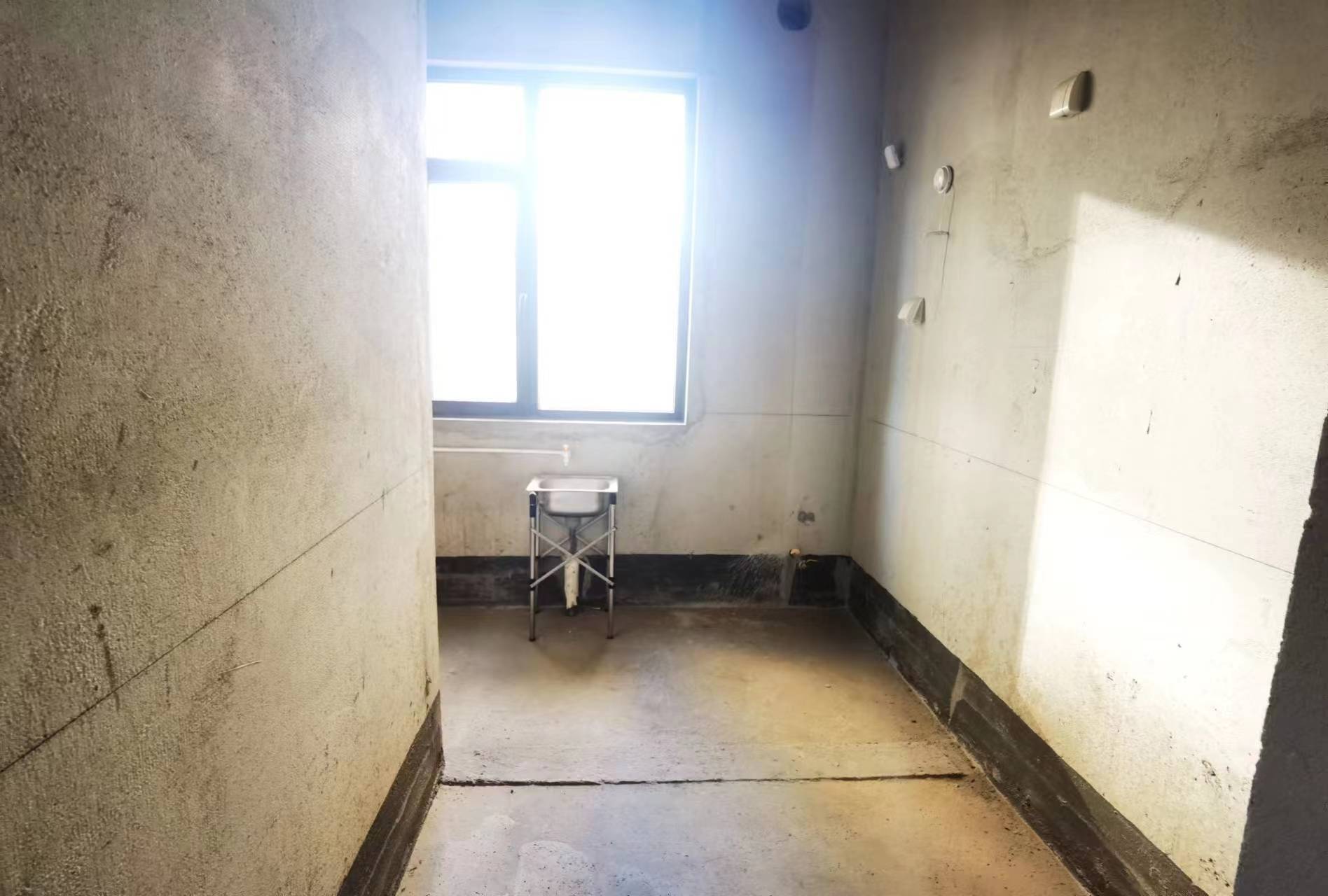 中兴兰溪荟 4室2厅3卫 133m&sup2;