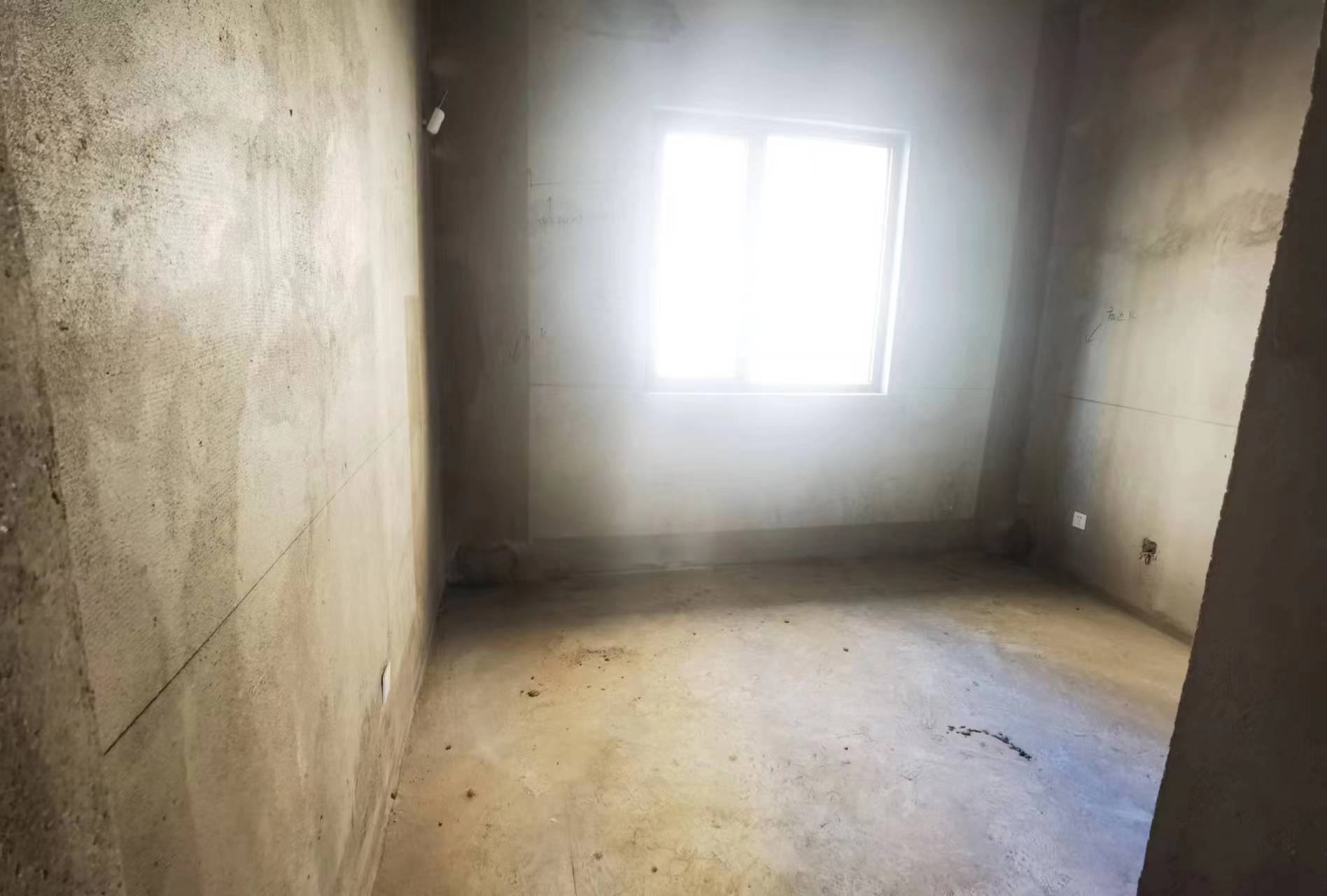 中兴兰溪荟 4室2厅3卫 133m&sup2;