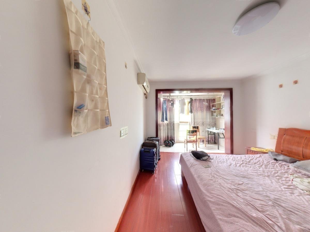 天都花苑 2室2厅1卫 81.88m&sup2;