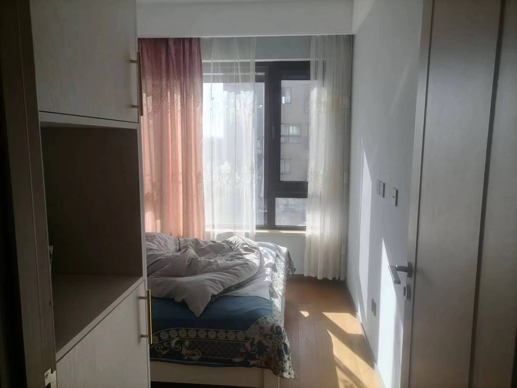 春风南岸东园 5室2厅2卫 143m&sup2;