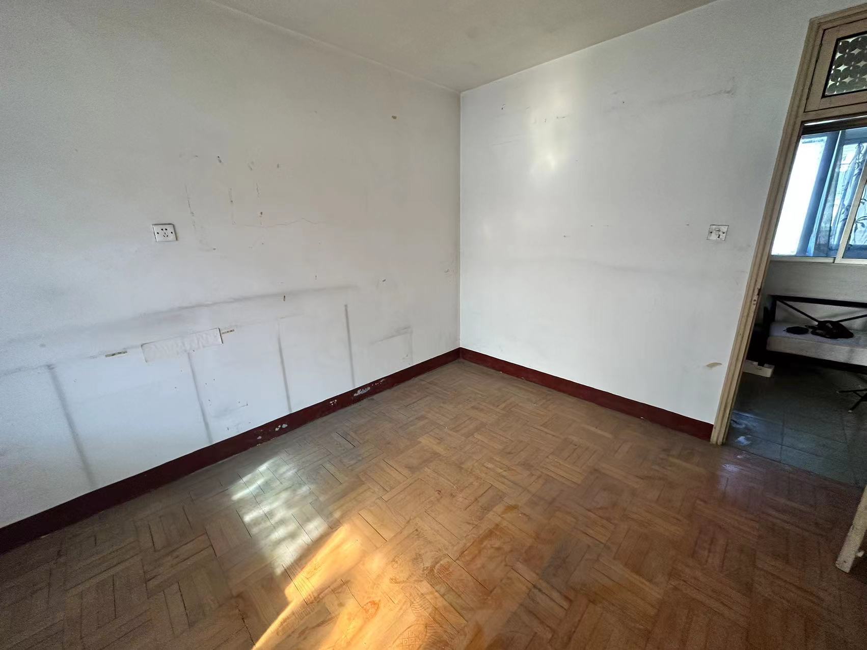 富贵园 2室1厅1卫 65m&sup2;