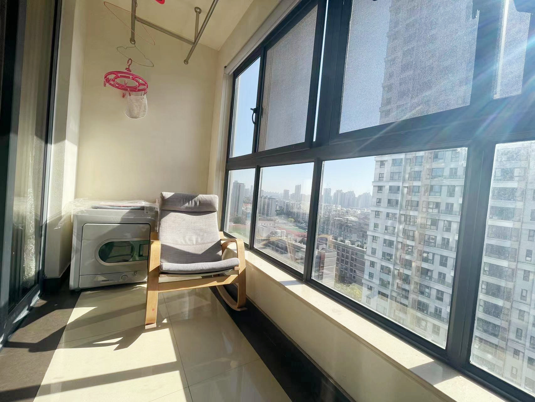 圆融广场公馆 3室2厅2卫 145m&sup2;