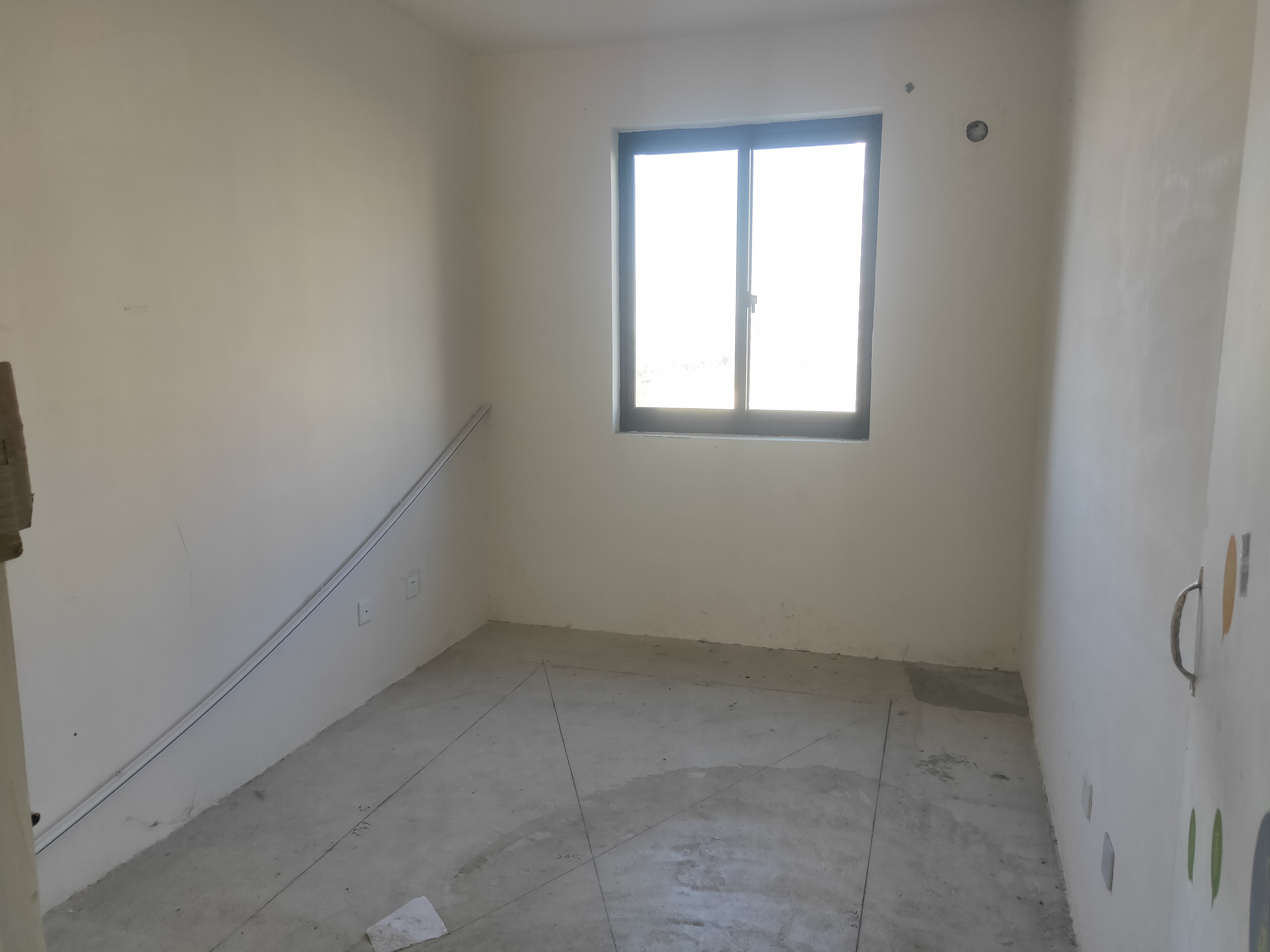 炜赋花苑 3室2厅1卫 128m&sup2;