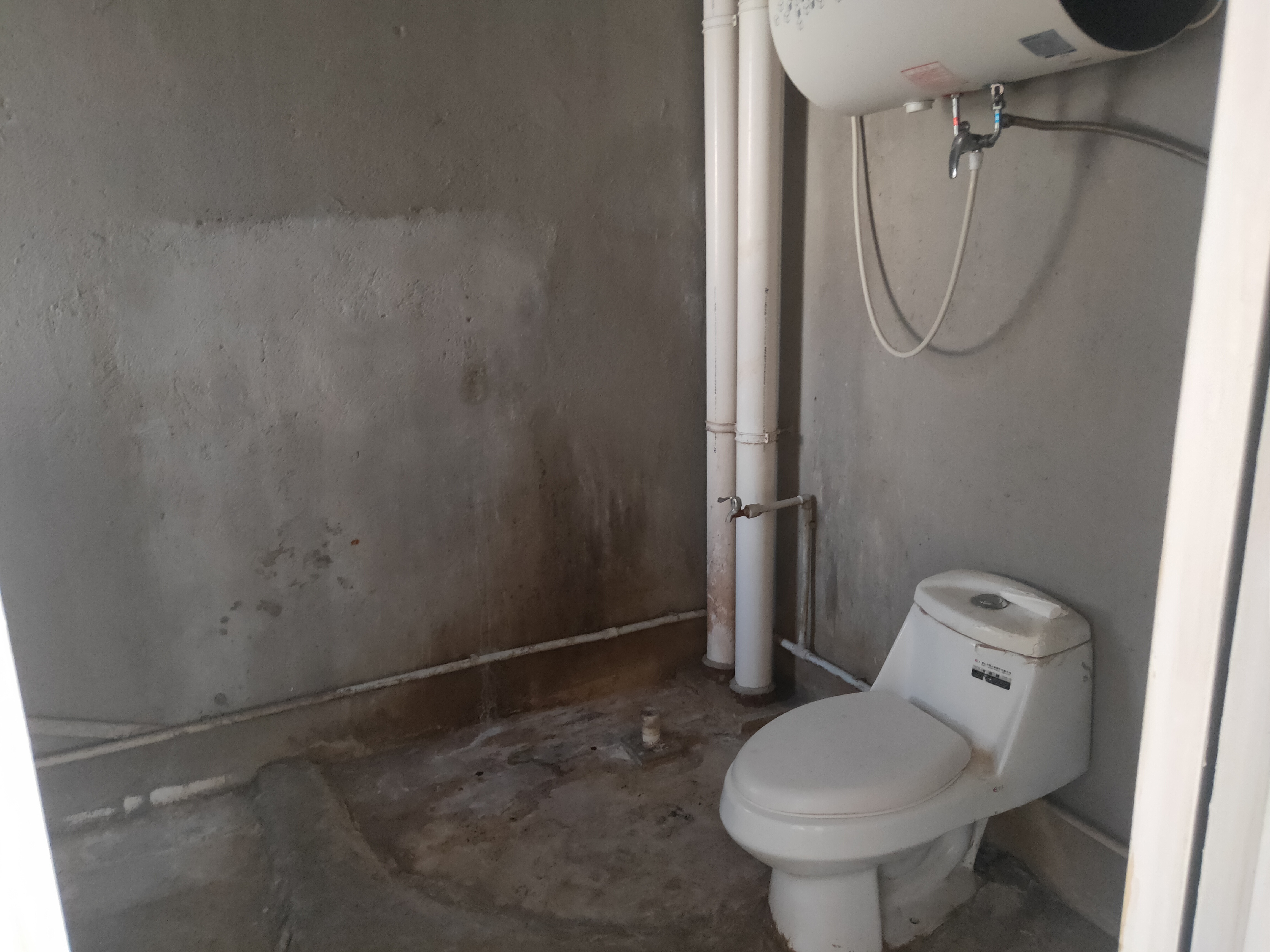 炜赋花苑 3室2厅1卫 128m&sup2;