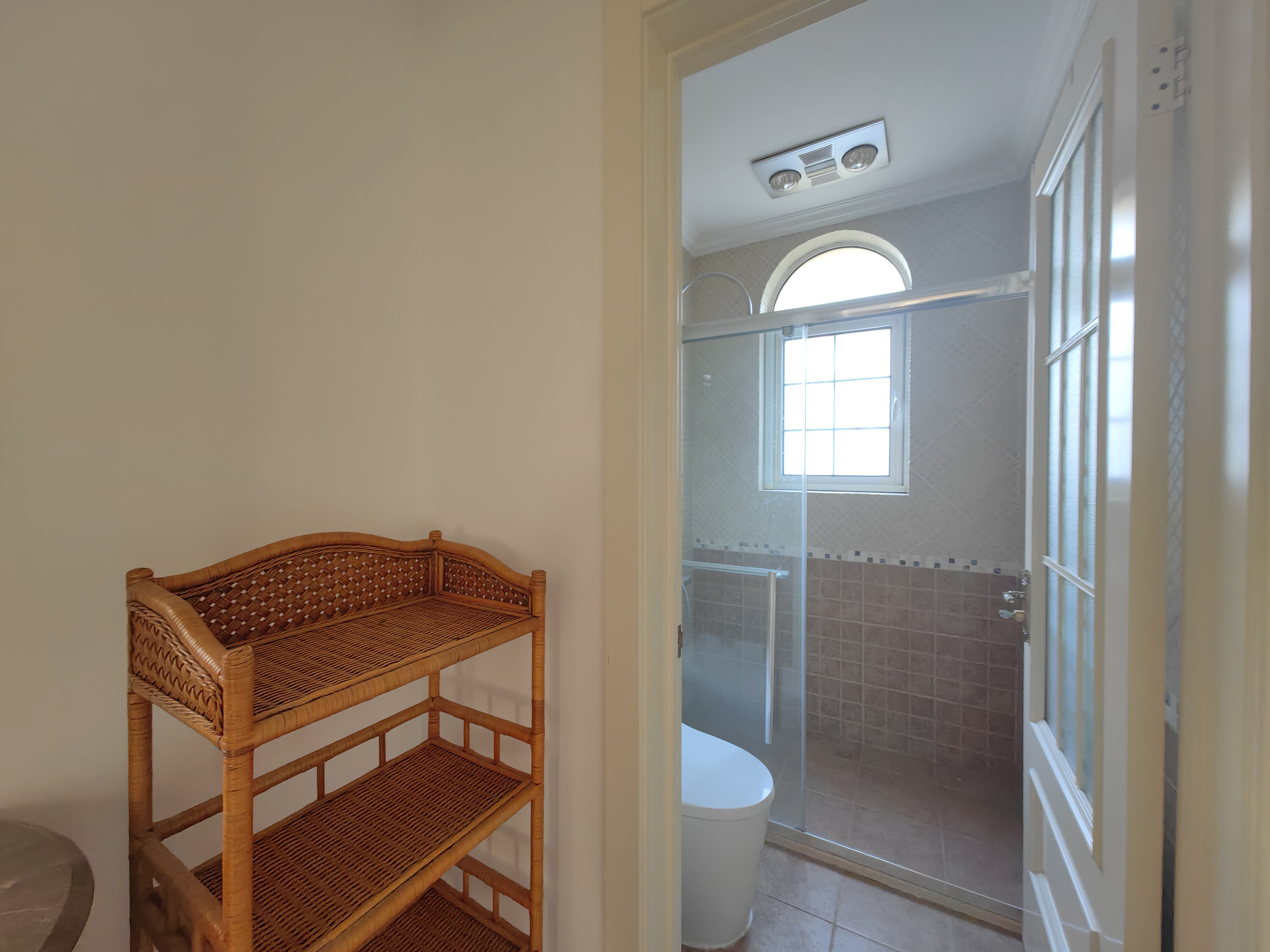 优山美地花园南区 4室2厅3卫 310m&sup2;