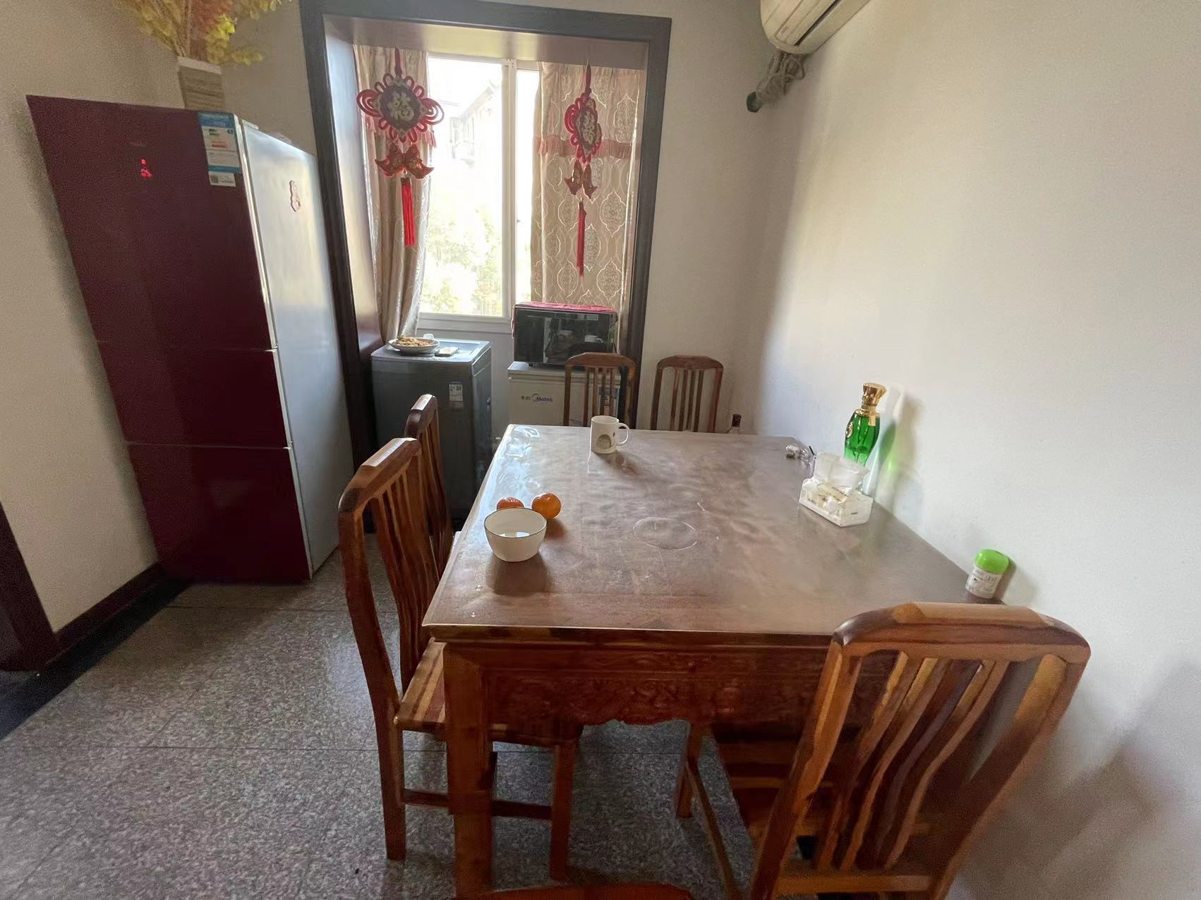 虹桥新村(朝霞路) 2室1厅1卫 56m&sup2;