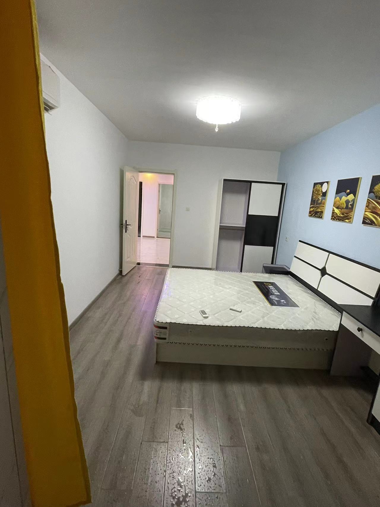 新港花苑西区 2室1厅1卫 86m&sup2;
