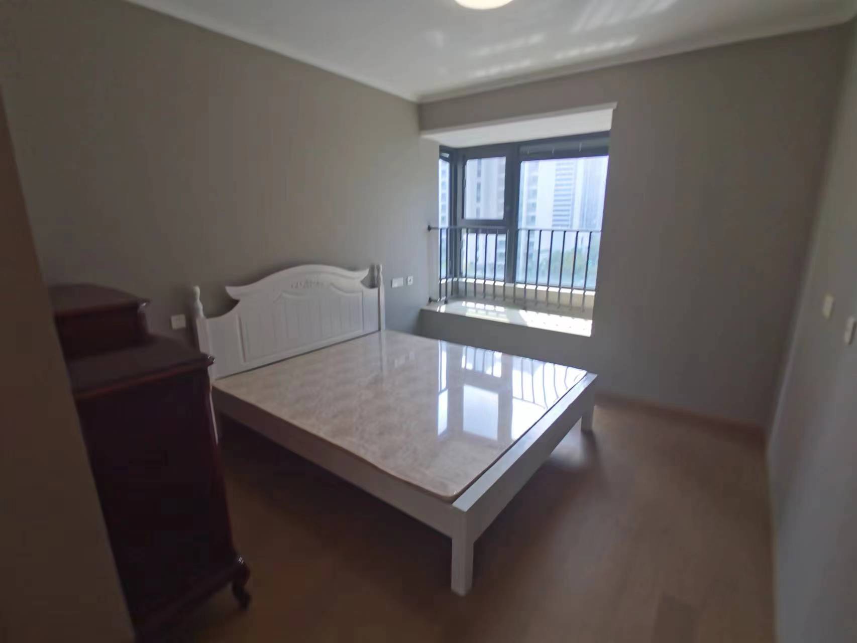 华润悦府 4室2厅2卫 125m&sup2;