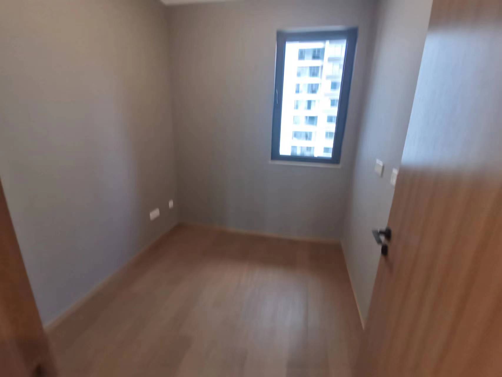 华润悦府 4室2厅2卫 125m&sup2;