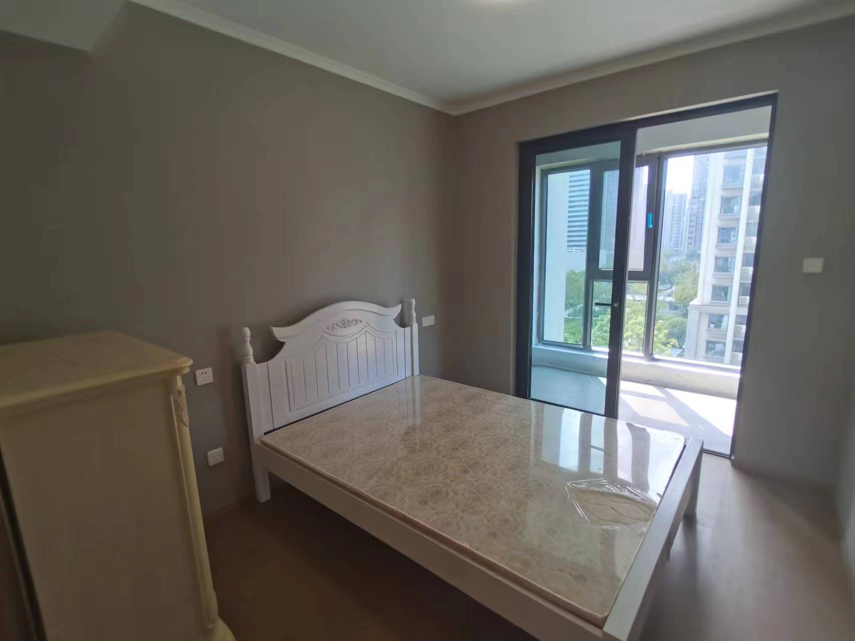华润悦府 4室2厅2卫 125m&sup2;