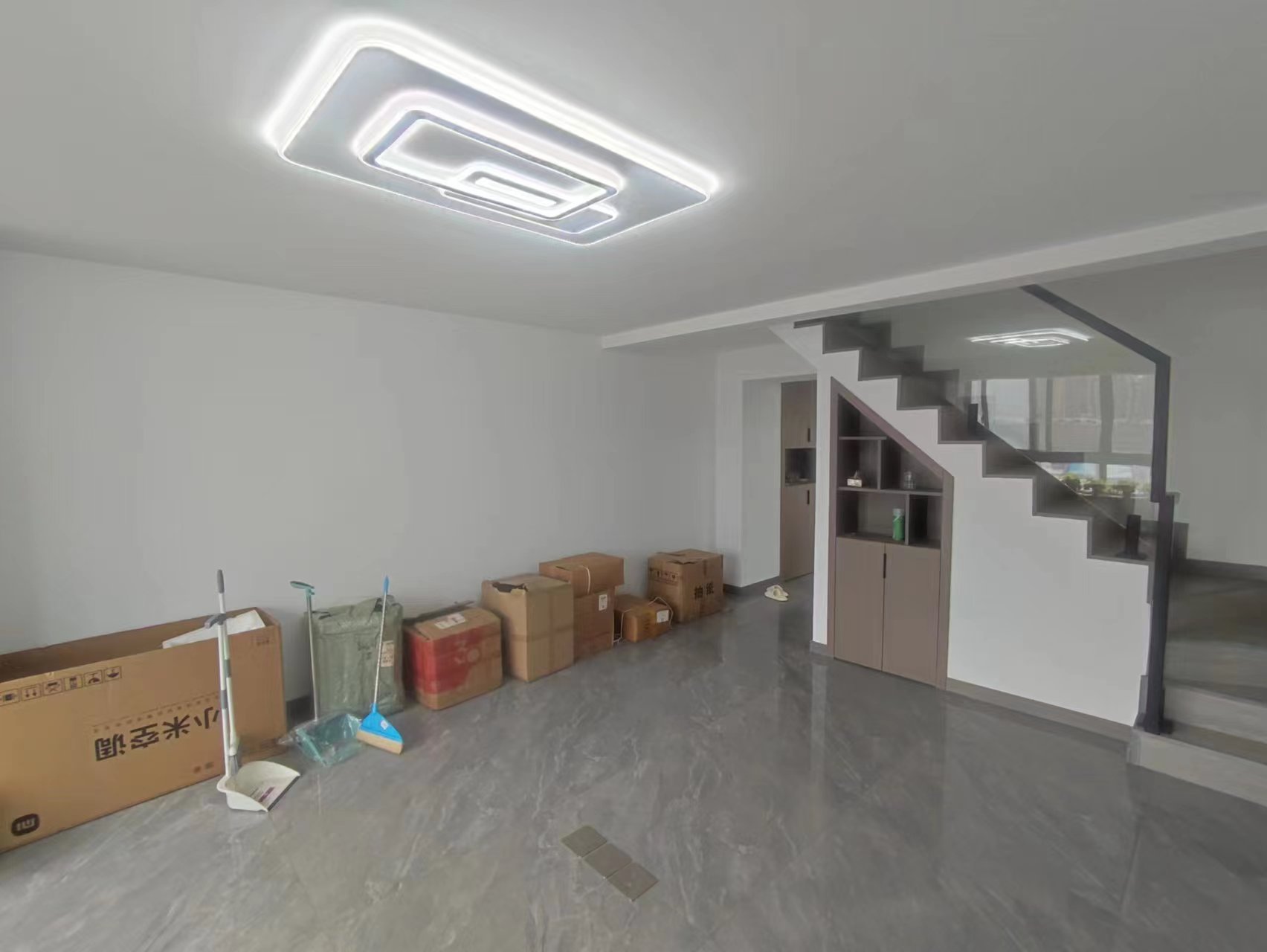 意邦绿墅湾 1室1厅1卫 80m²