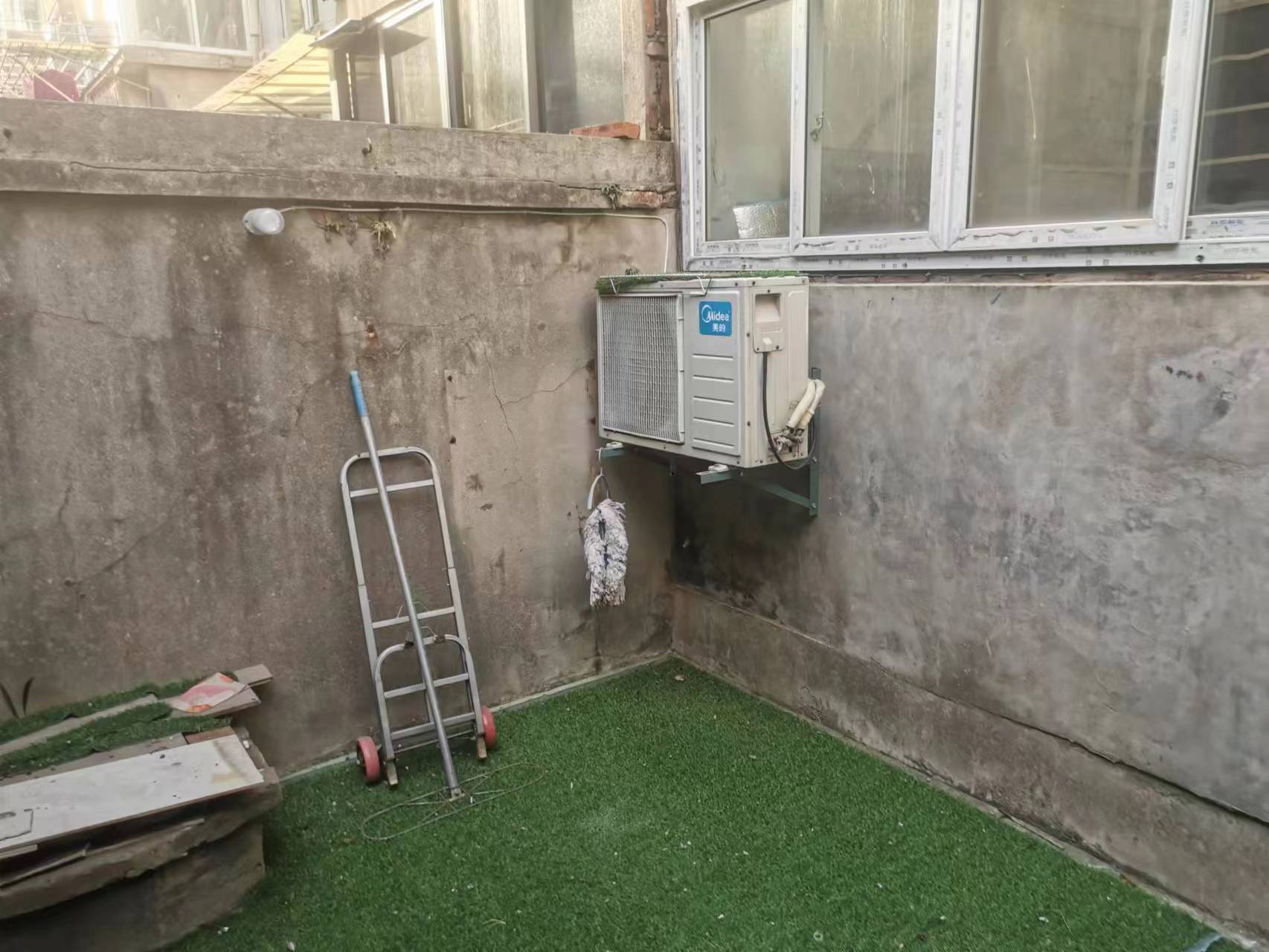 望江楼小区 1室1厅1卫 45m&sup2;