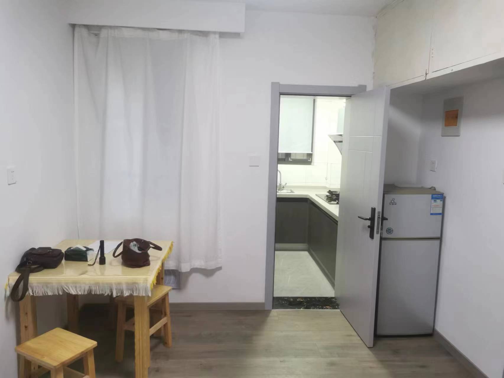 望江楼小区 1室1厅1卫 45m&sup2;