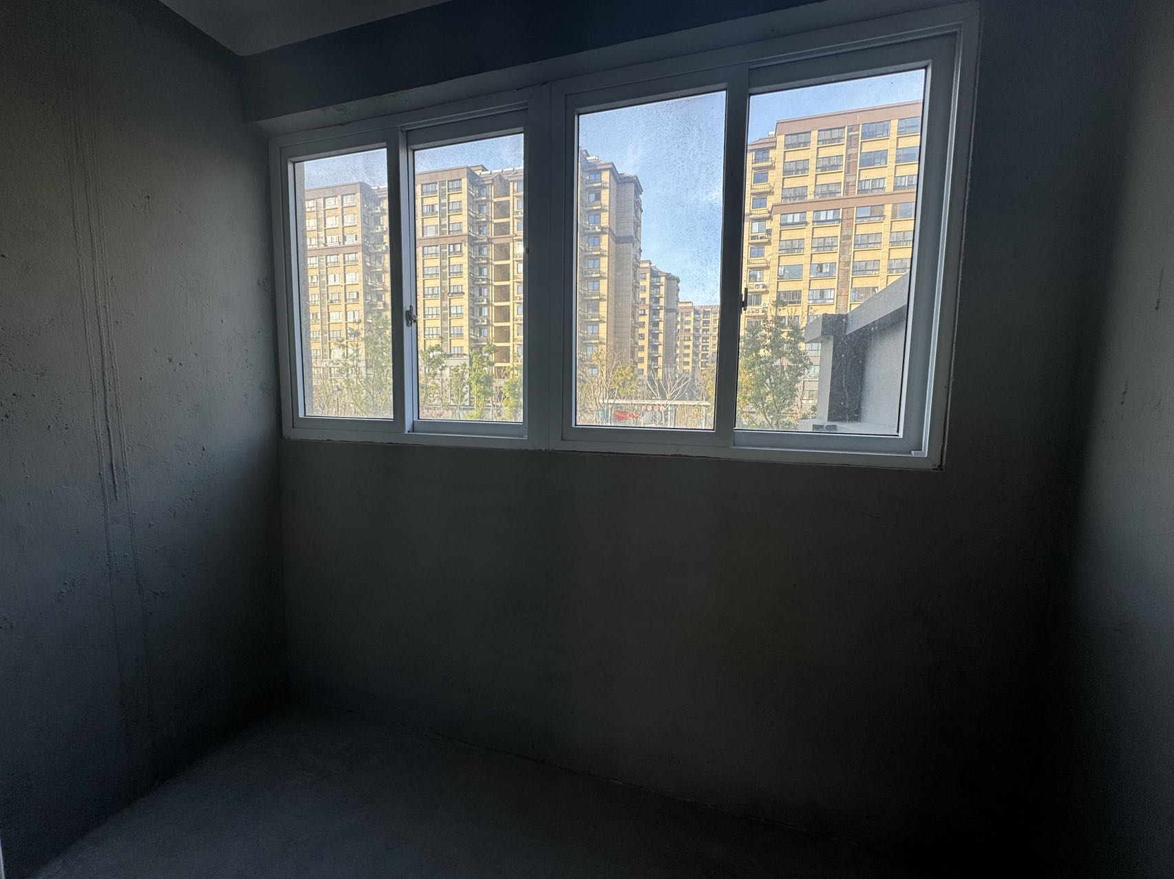 芦泾花苑 3室2厅2卫 149m&sup2;