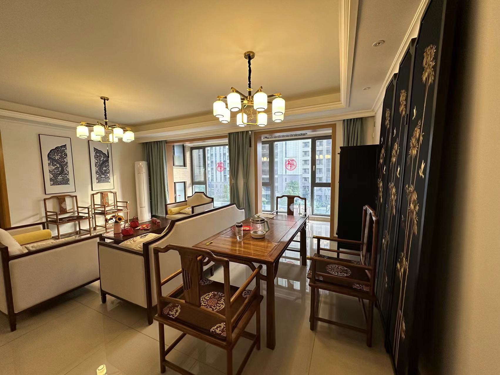 富力院士廷二期 3室2厅2卫 136m&sup2;