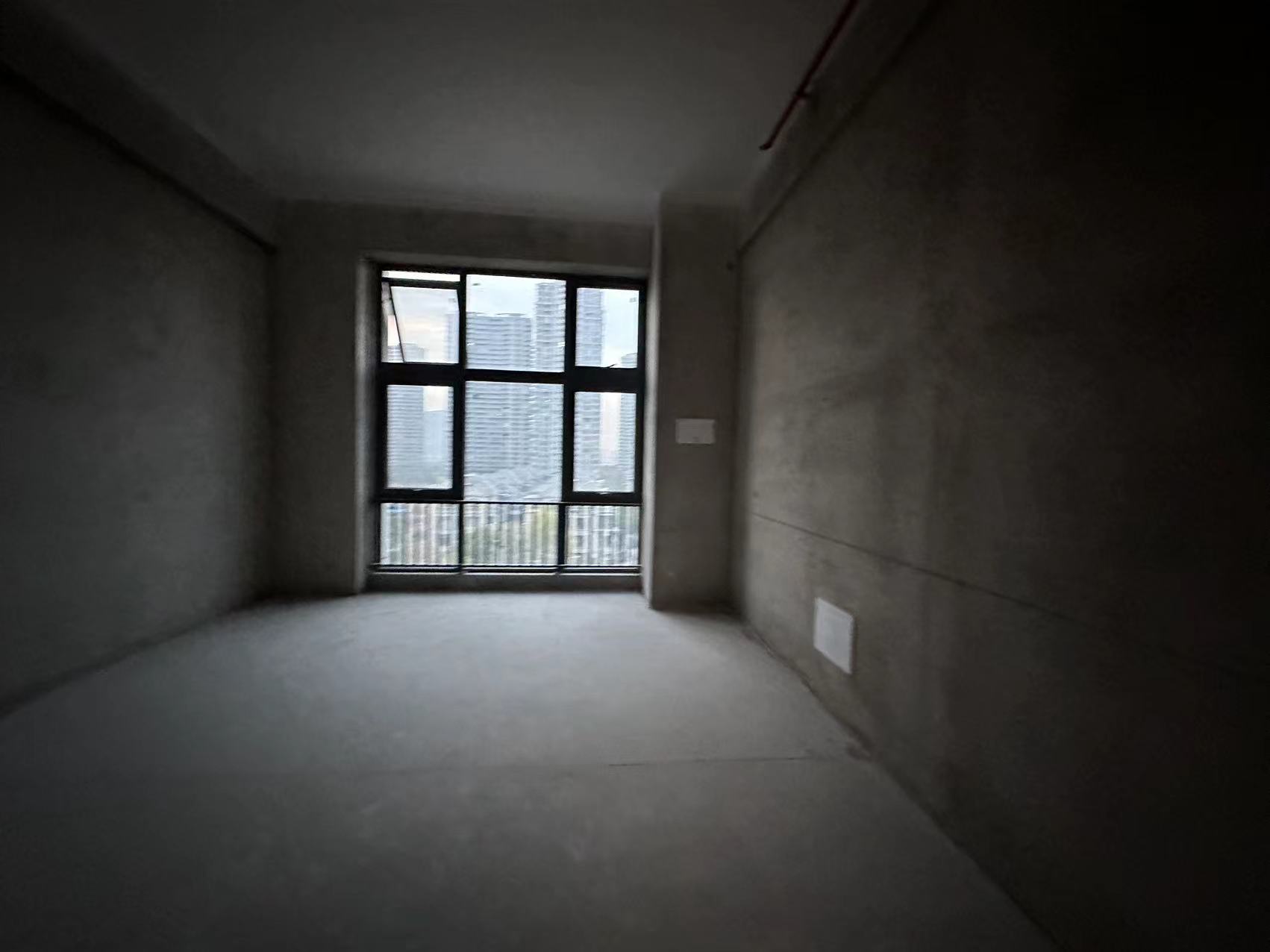 富力广场 1室1厅1卫 30.00m²