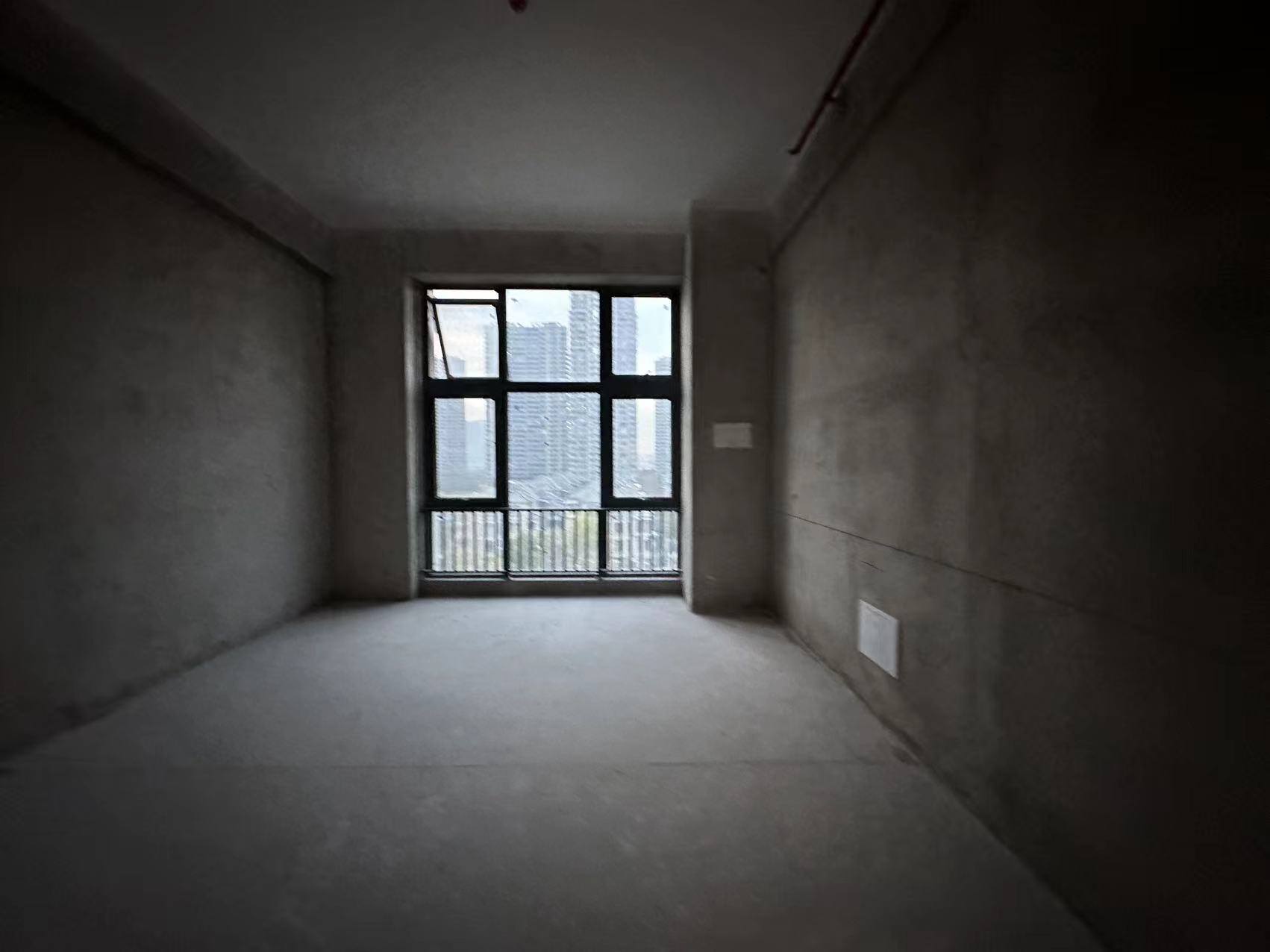 富力广场 1室1厅1卫 30.00m²