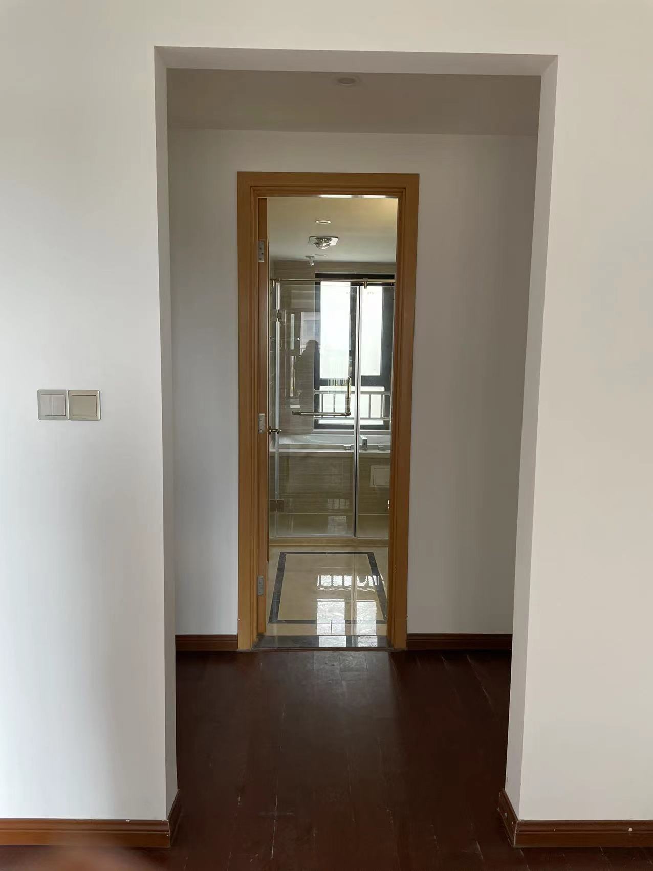 富力院士廷 4室2厅2卫 136m&sup2;