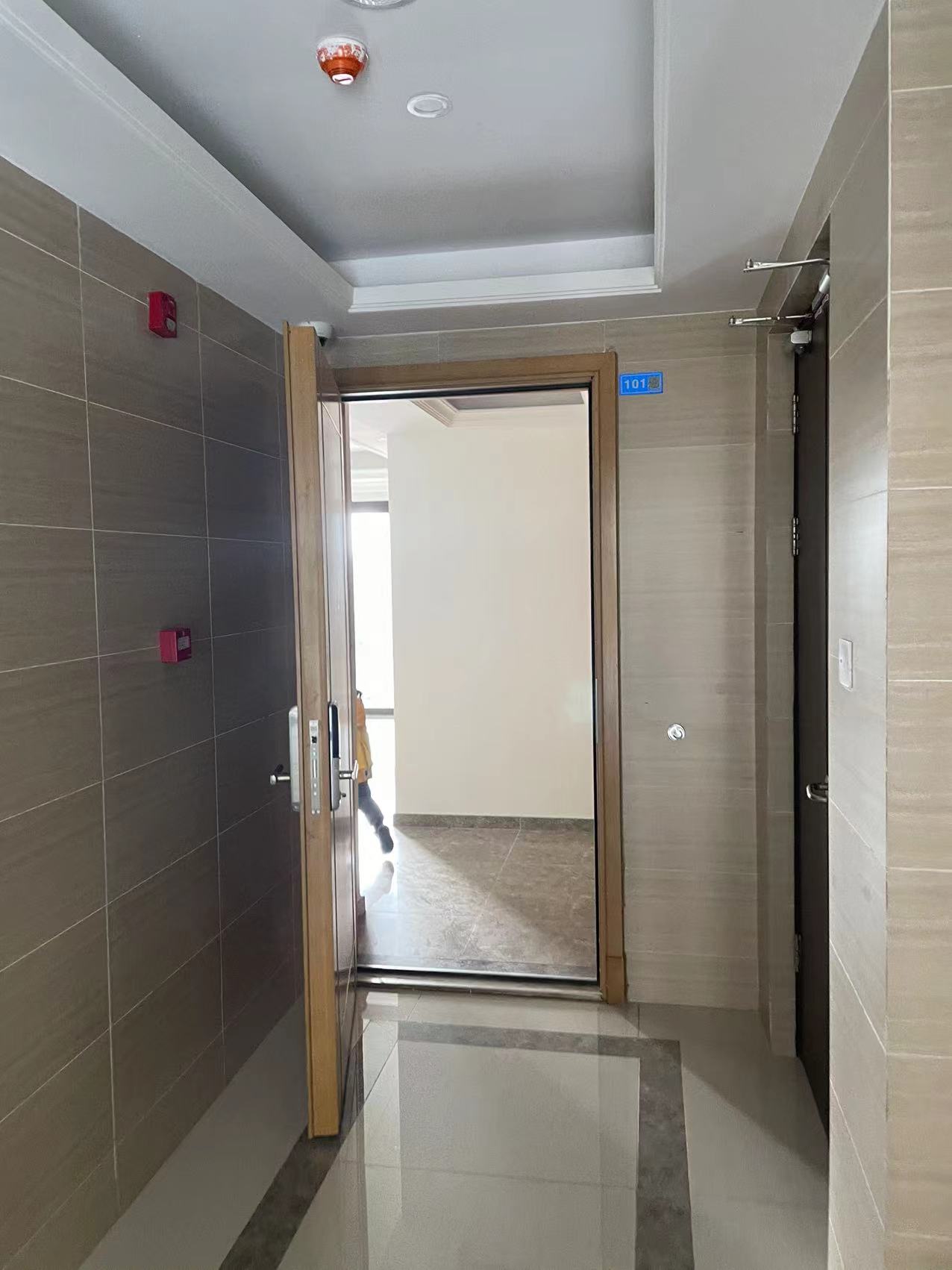 富力院士廷 4室2厅2卫 136m&sup2;