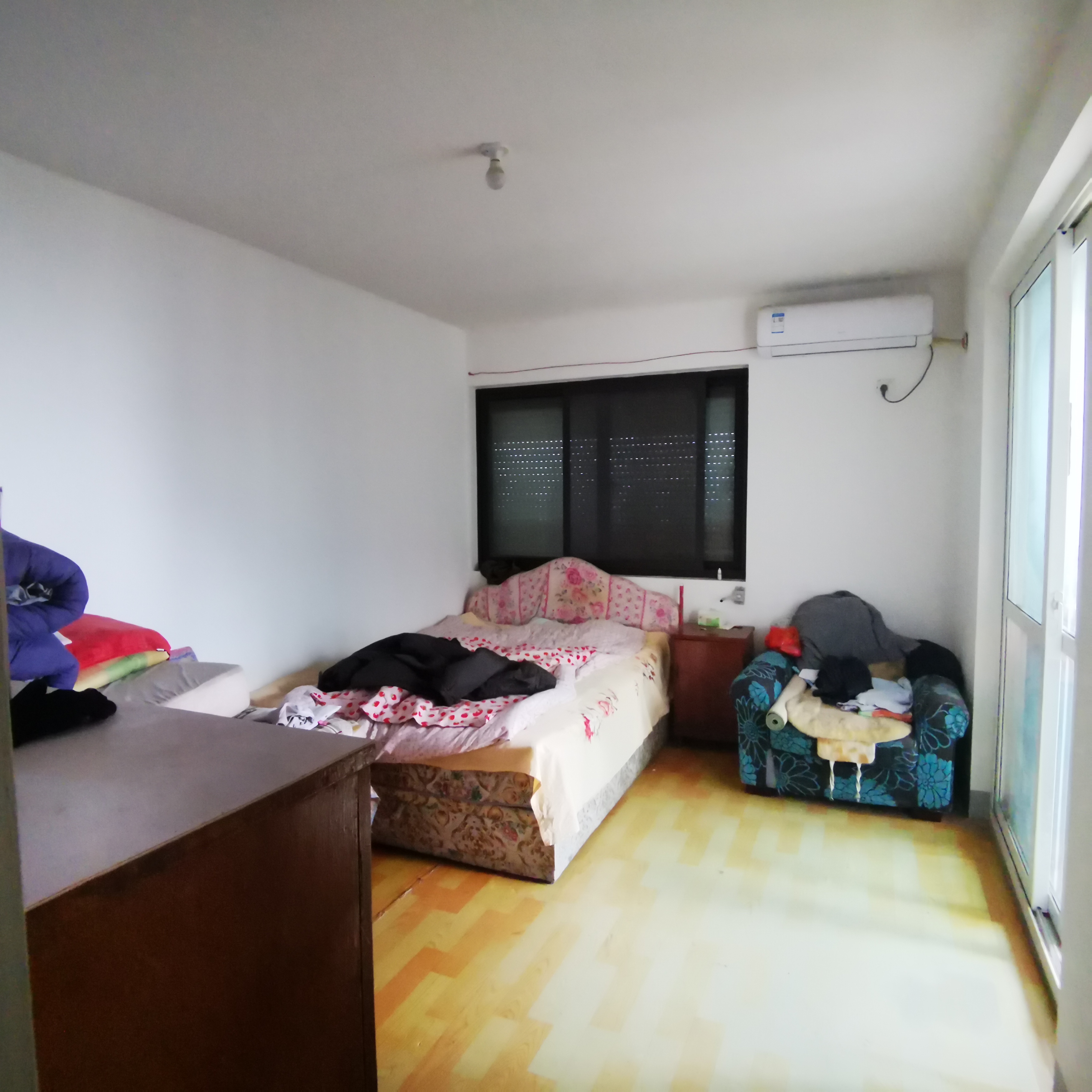 临江家园 3室2厅2卫 143.00m&sup2;
