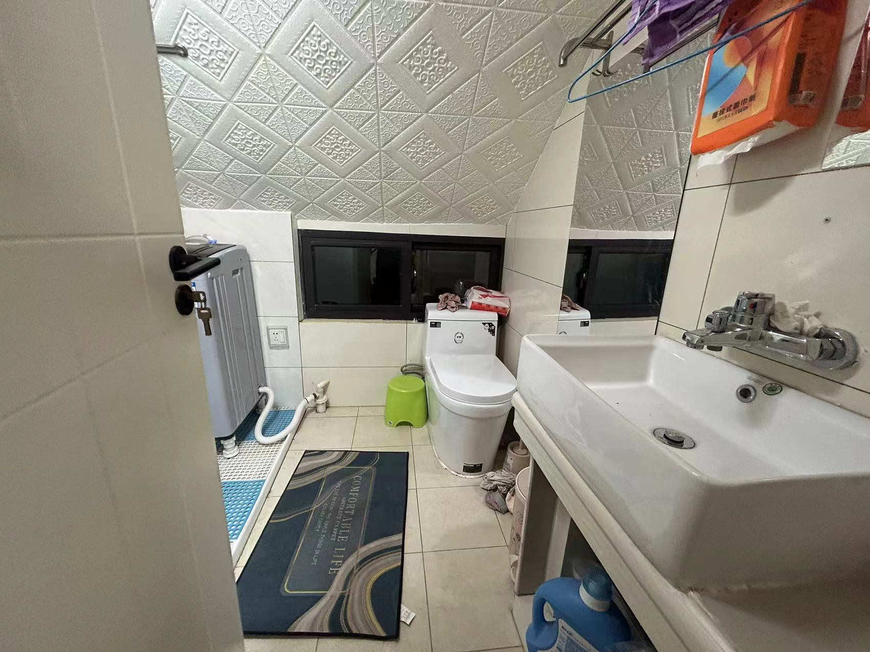 锦城苑 3室2厅2卫 89.3m&sup2;