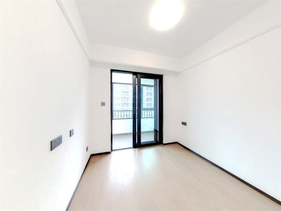滨江道静园 3室2厅2卫 117m&sup2;