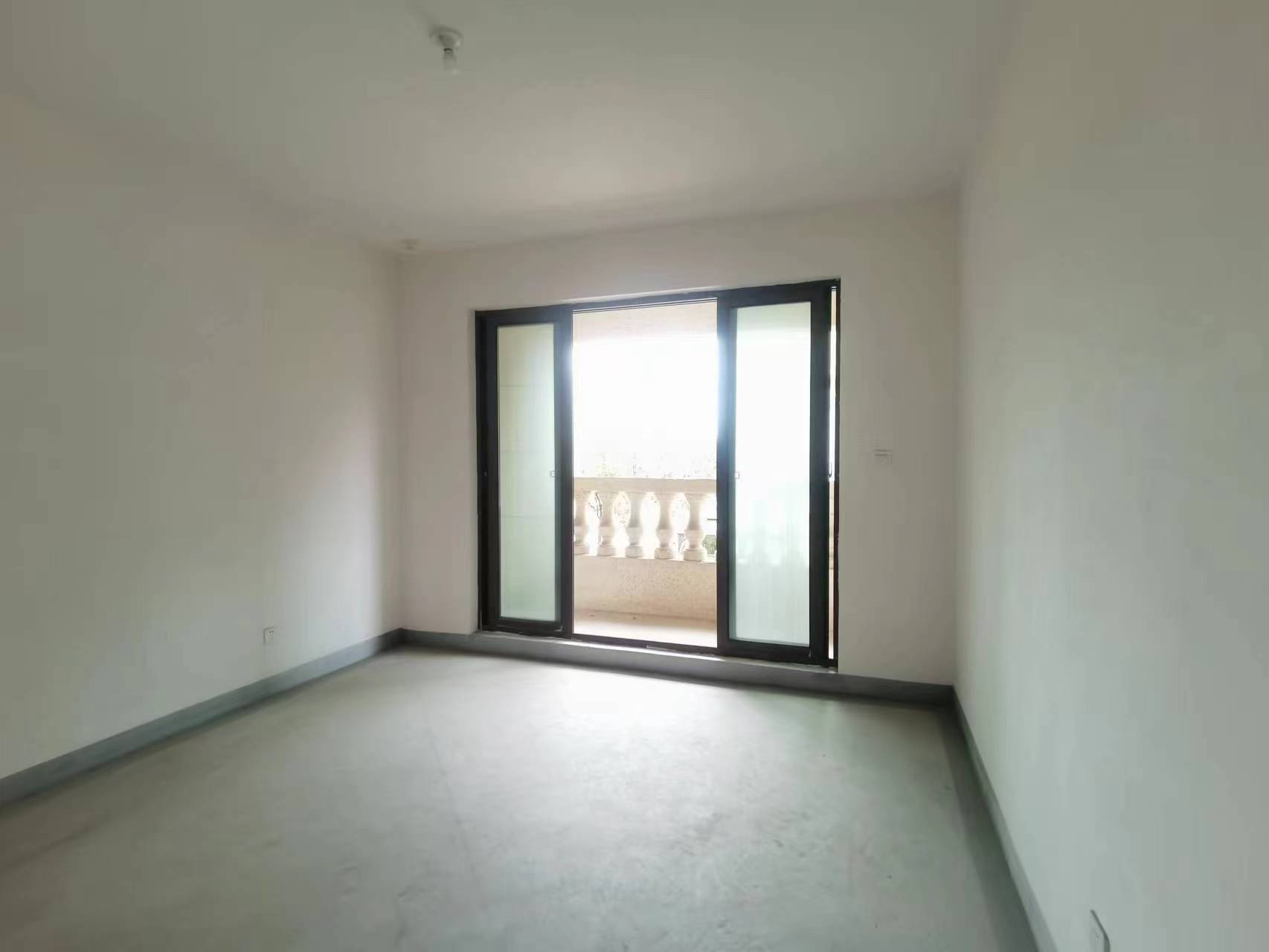 中南熙悦(南通经济技术开发区) 4室2厅3卫 130.00m&sup2;