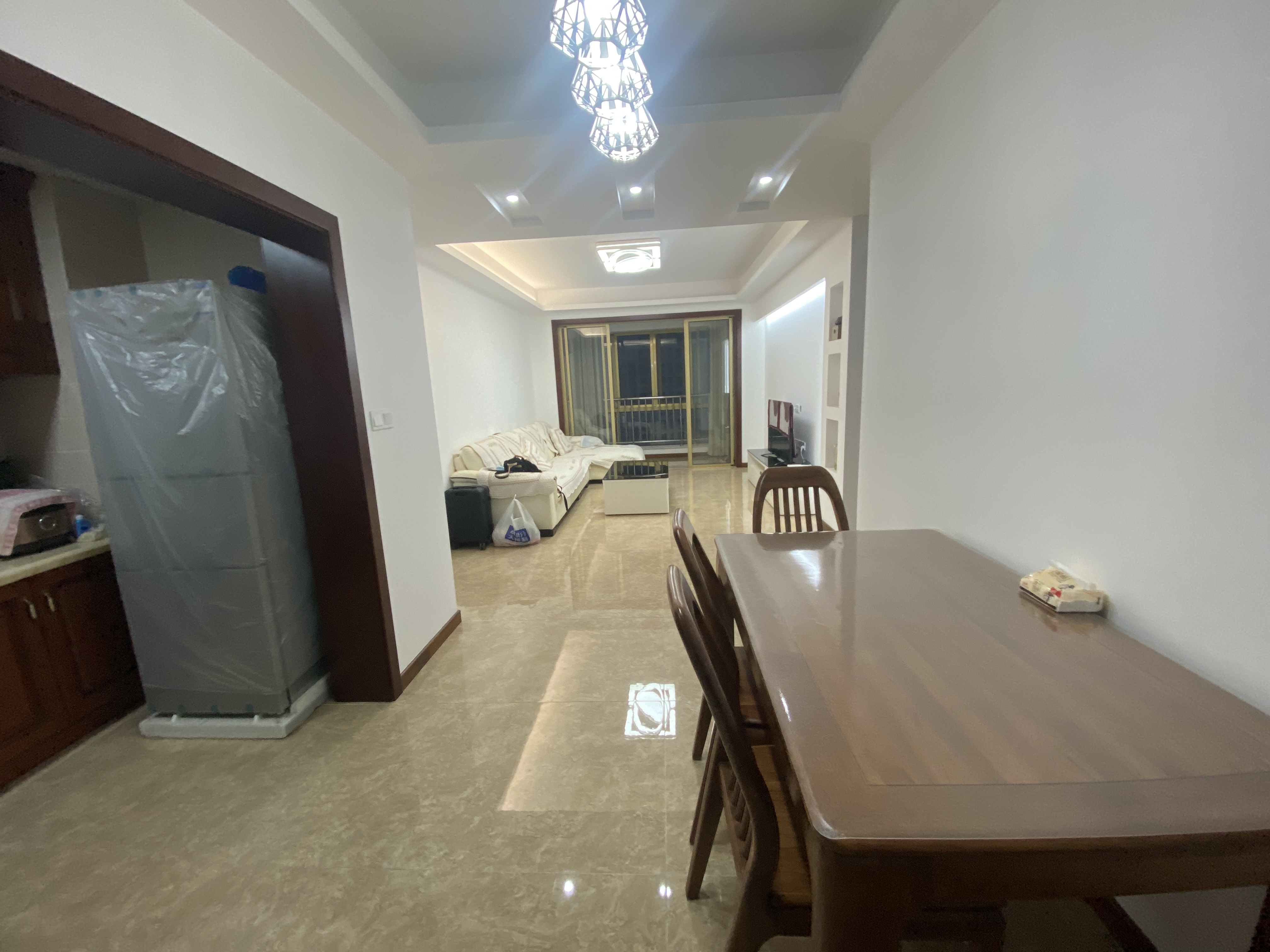 尚海湾 2室2厅1卫 105m&sup2;