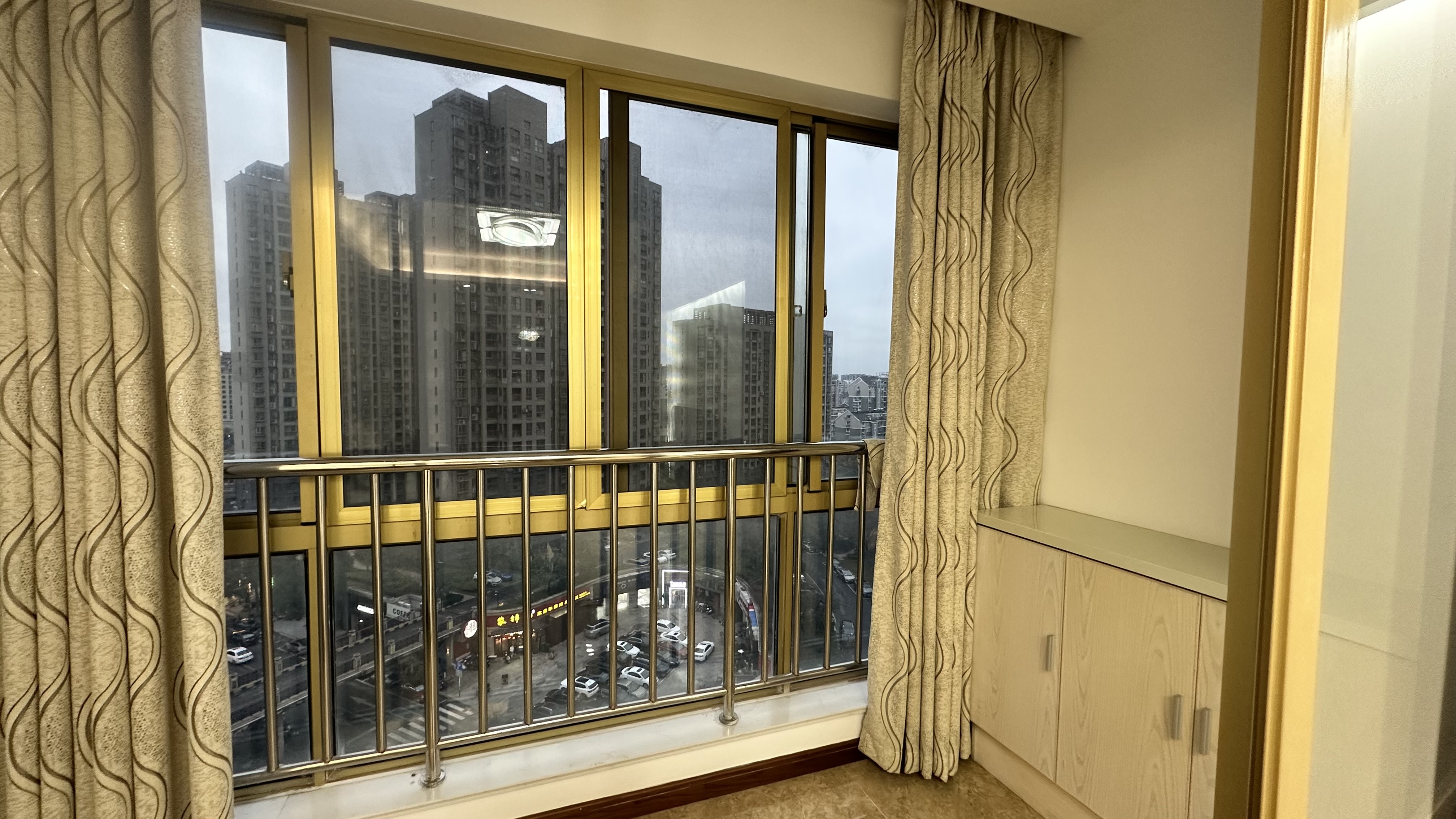 尚海湾 2室2厅1卫 105m&sup2;