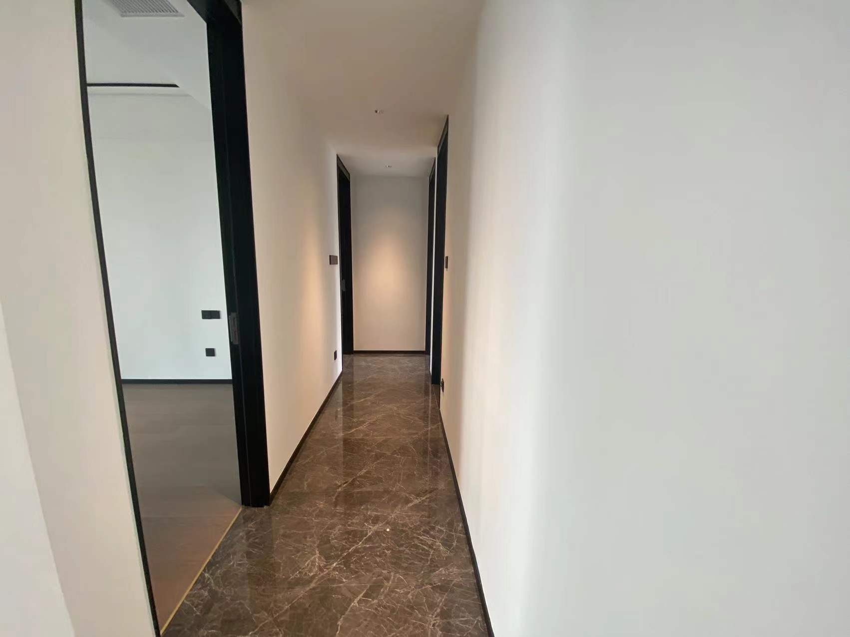 滨江玺 4室2厅2卫 143m&sup2;