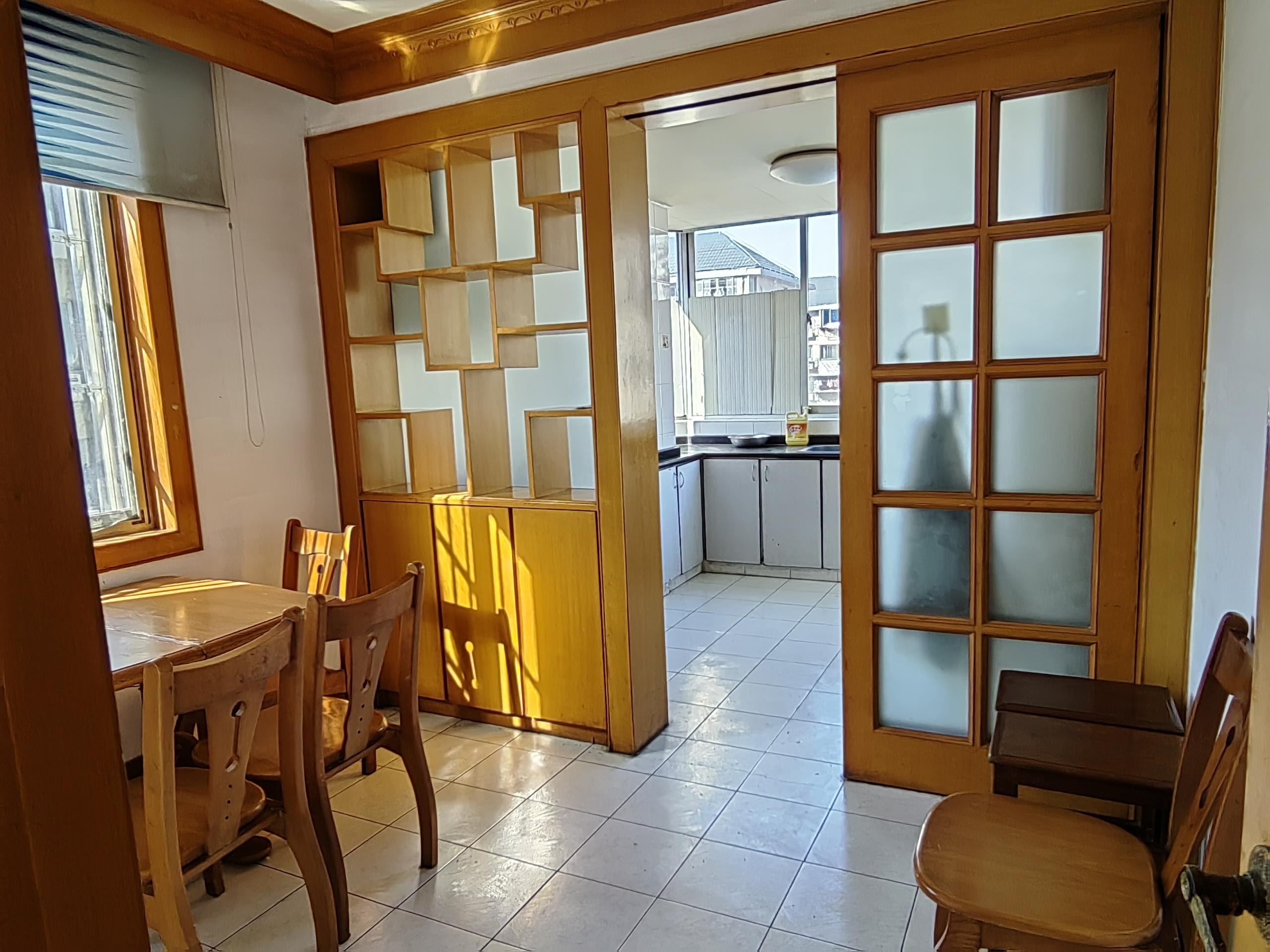 郭里园 3室2厅1卫 101.68m&sup2;