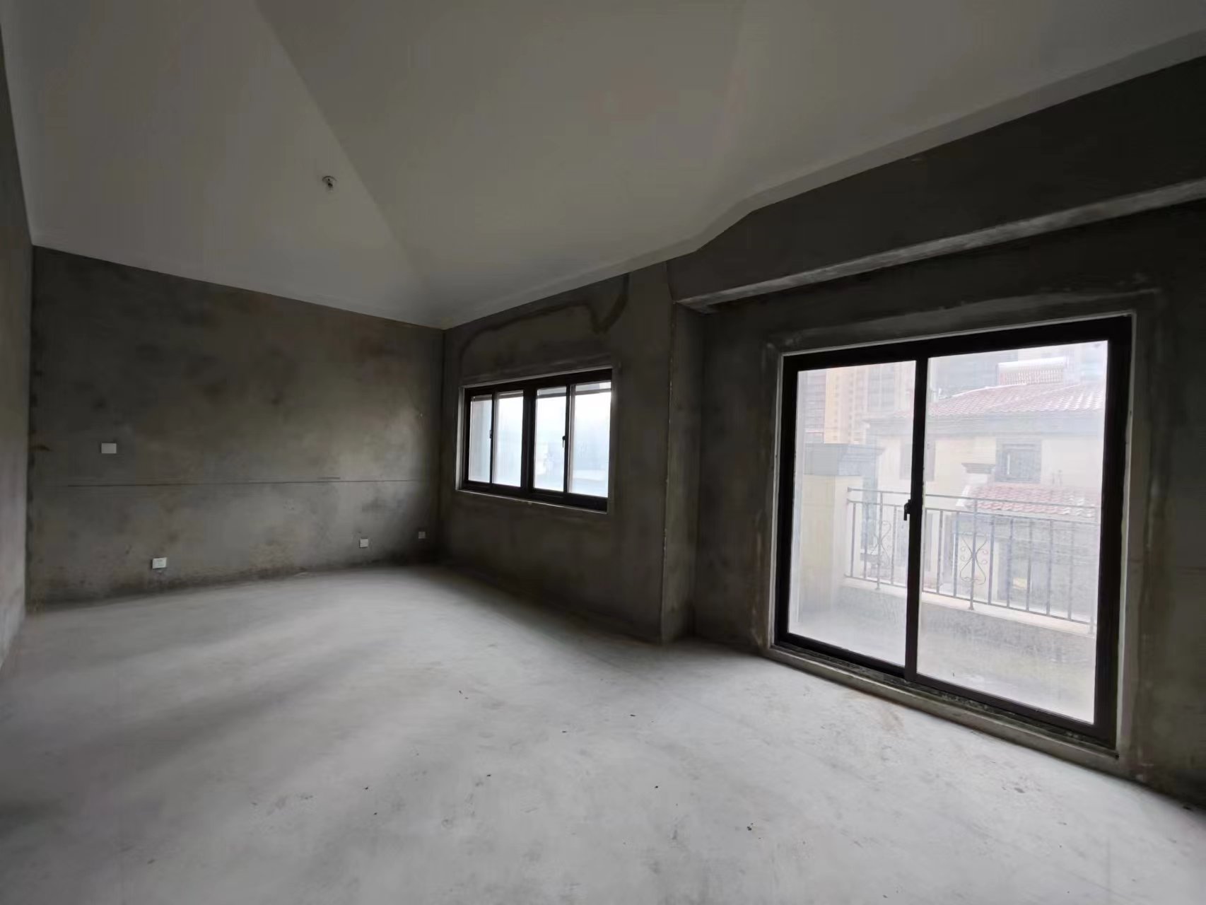 正泰江岸水苑 2室2厅3卫 146.00m&sup2;